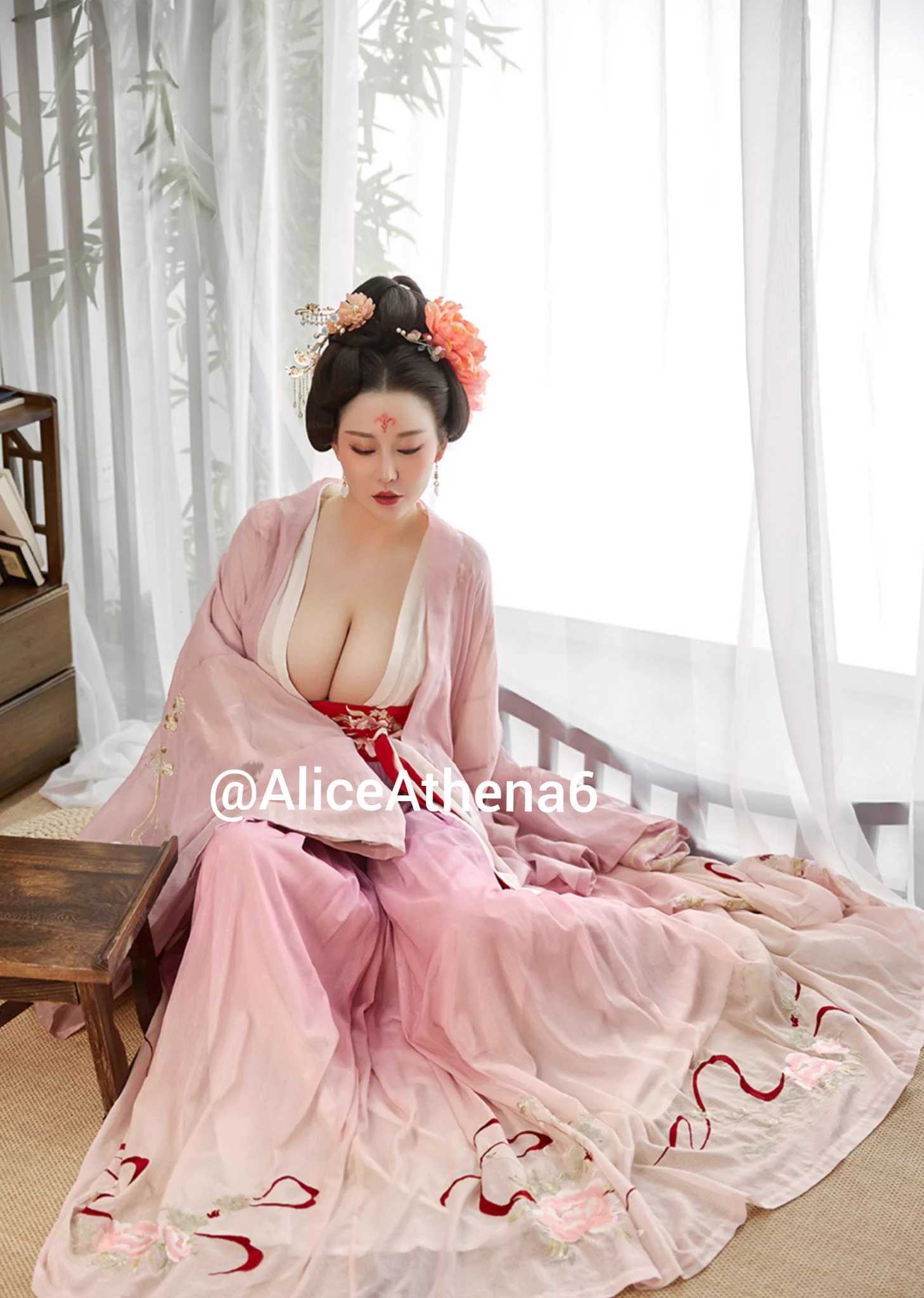 盛唐仕女～ https://t.co/NTtOEX2clc