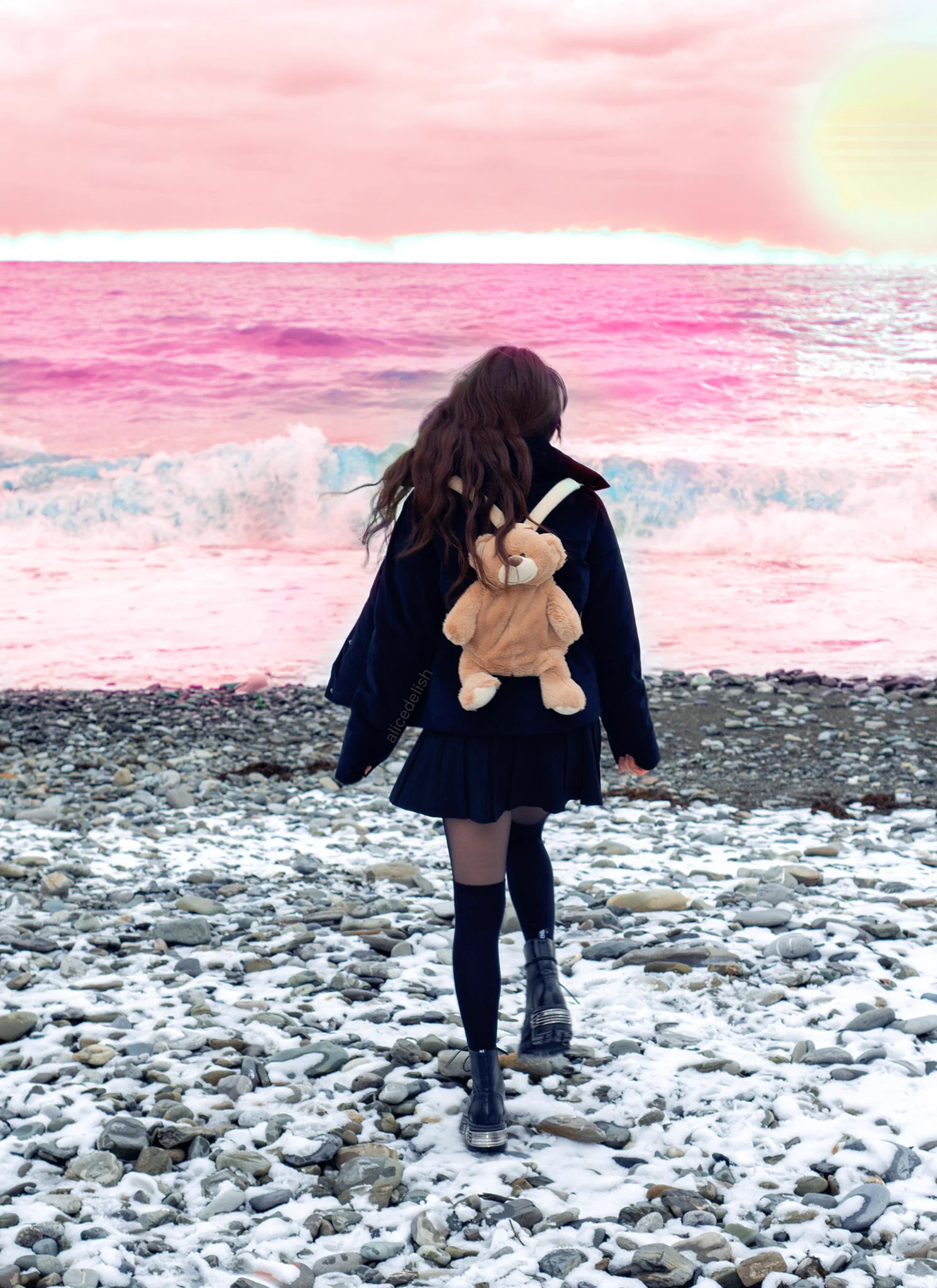 Juvenile Sea awaits #egirl #sunset https://t.co/MXVg7hpBG6