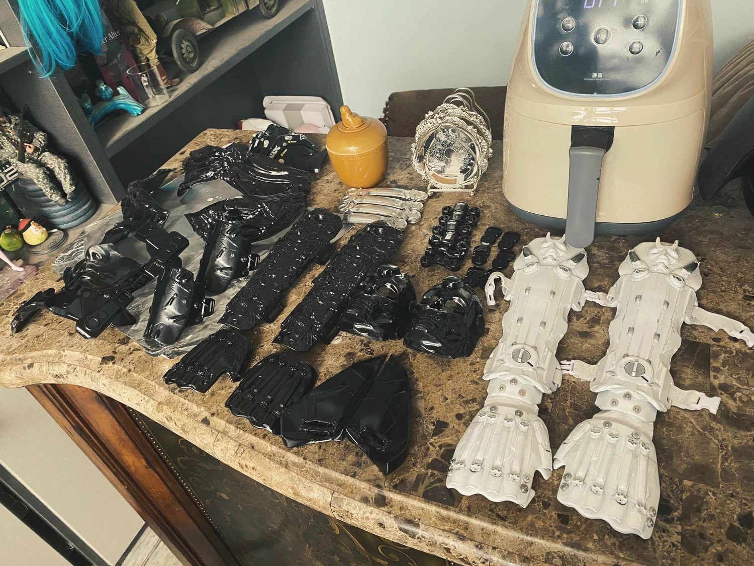 Work began on the suit😋 https://t.co/QRGMGHDm31