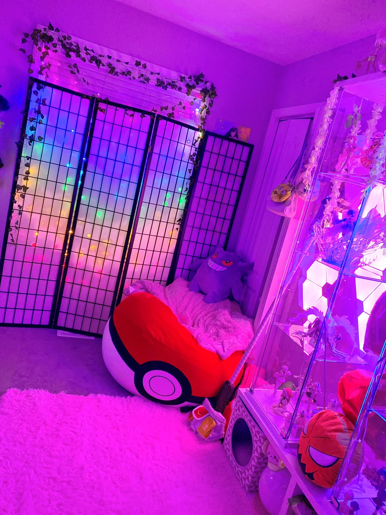 Comfy relax space &lt;3 https://t.co/yQJIV15VBw