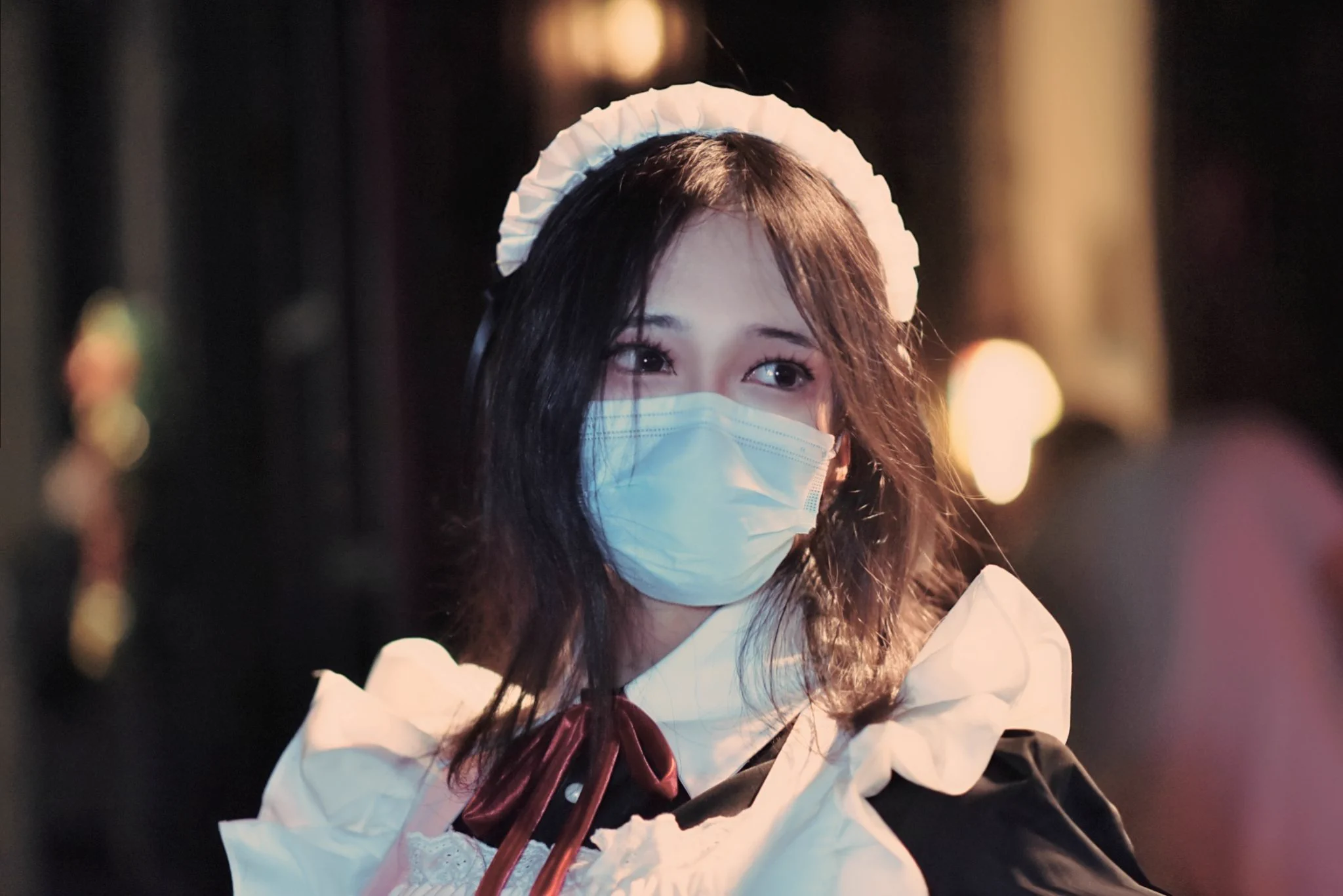 Part 2 of 7
在大人的酒吧里格格不入的女仆小姐

摄影:@Doctorwayc https://t.co/xuiCeDCWvw