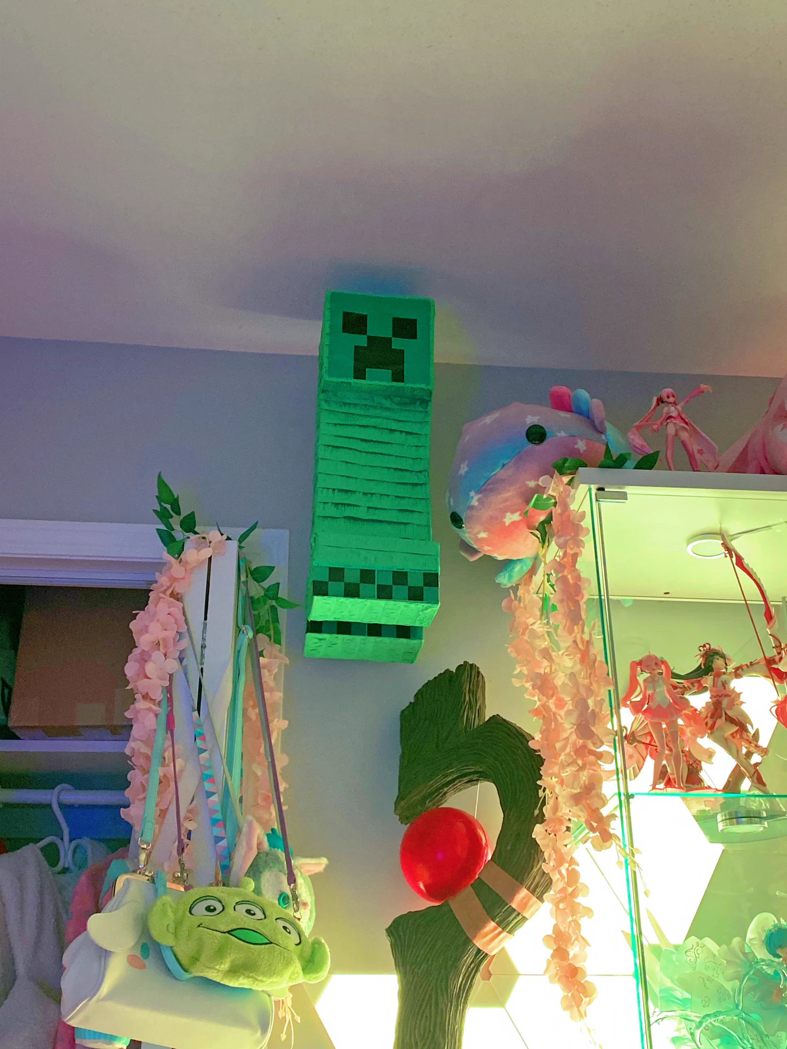 A:Repeat after me.. I am an adult!Me: I am an adult!A:Adults don’t have creeper piñatas as decor!Me:..... https://t.co/ePYSSQNbyf