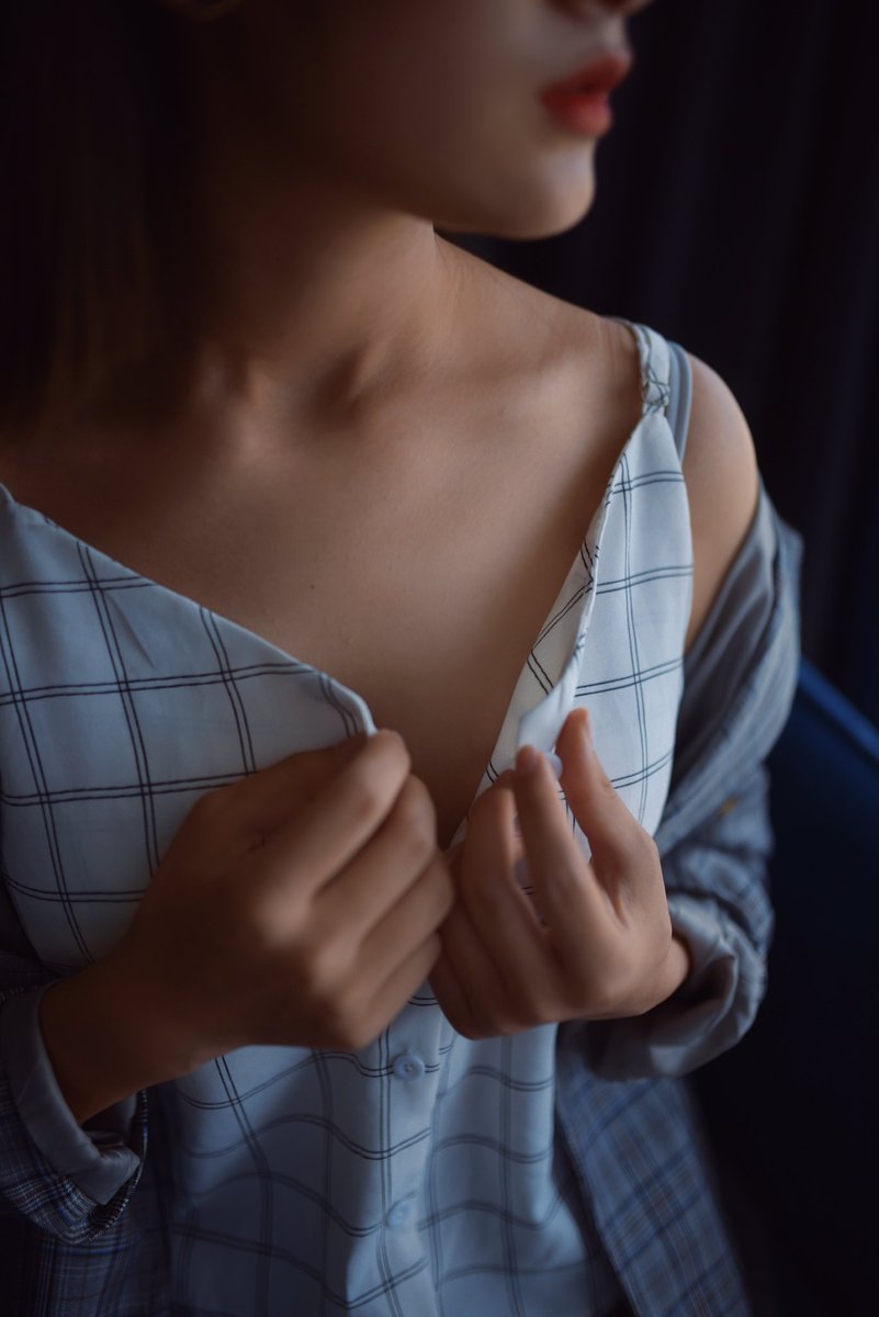 最近都是沉迷于丝袜无法自拔~投稿大神~
@SKphotoSK @NTphotographyNT 
#昆明 #私房 #丝袜 #OL https://t.co/i4jAy9TNcH