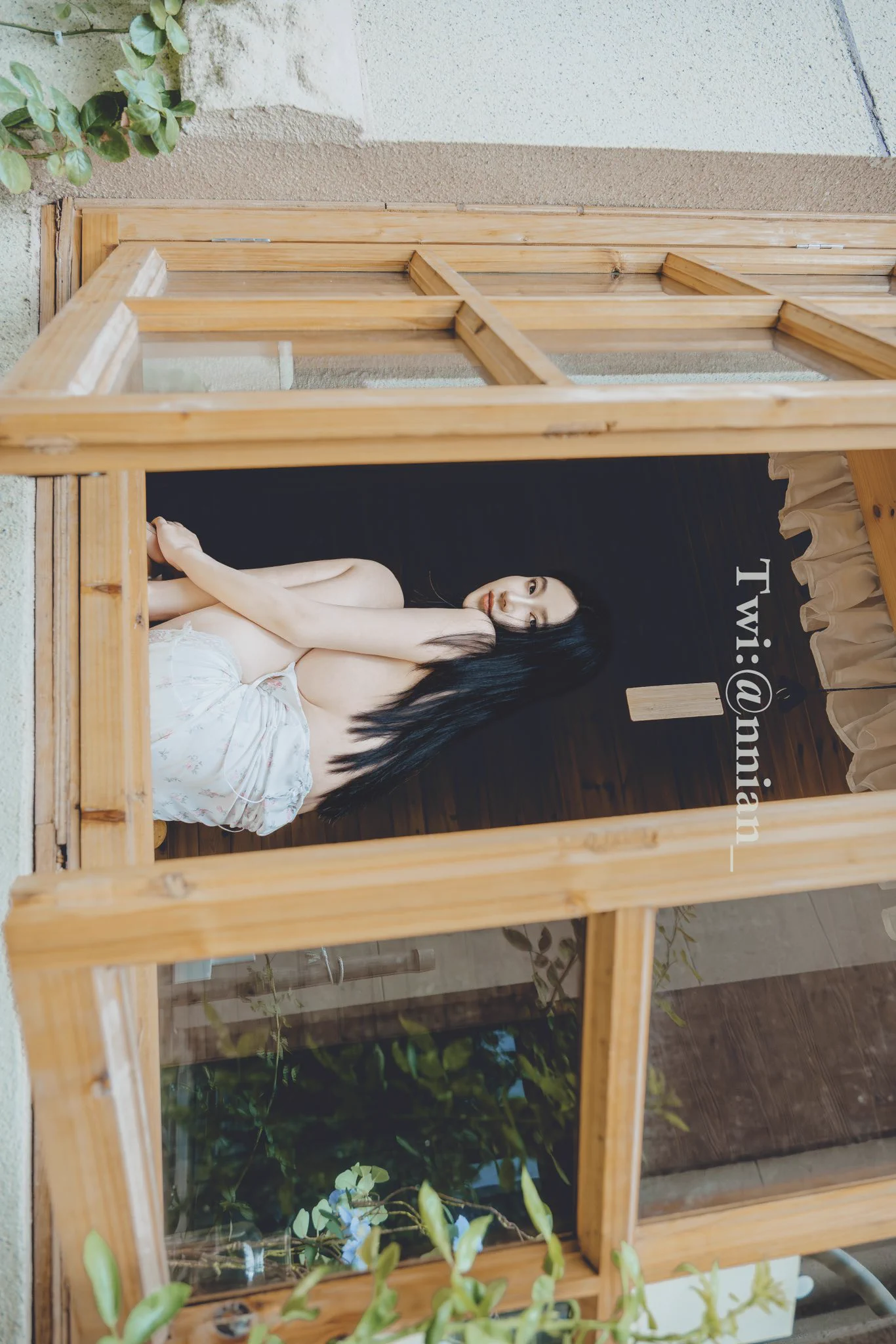 The girl on the windowsill of the closet完整版私#年年 #纯欲 #私房 https://t.co/0s8jeWdqoj