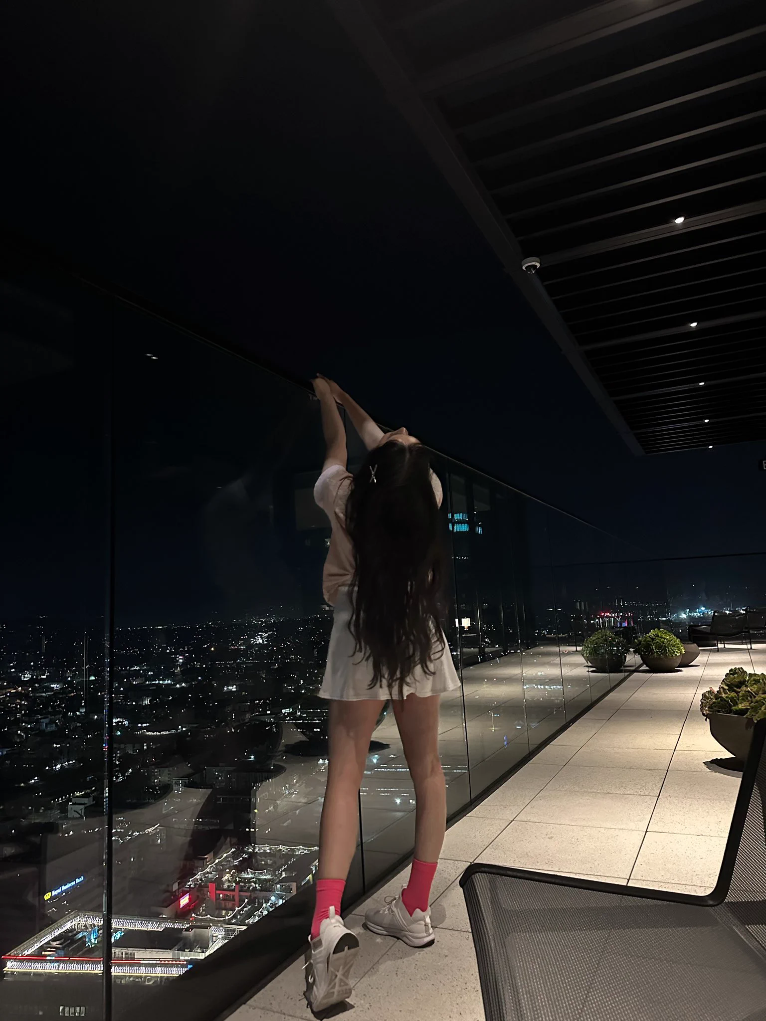 露从今夜白 月是故乡明. https://t.co/GbpMIsGCZ1