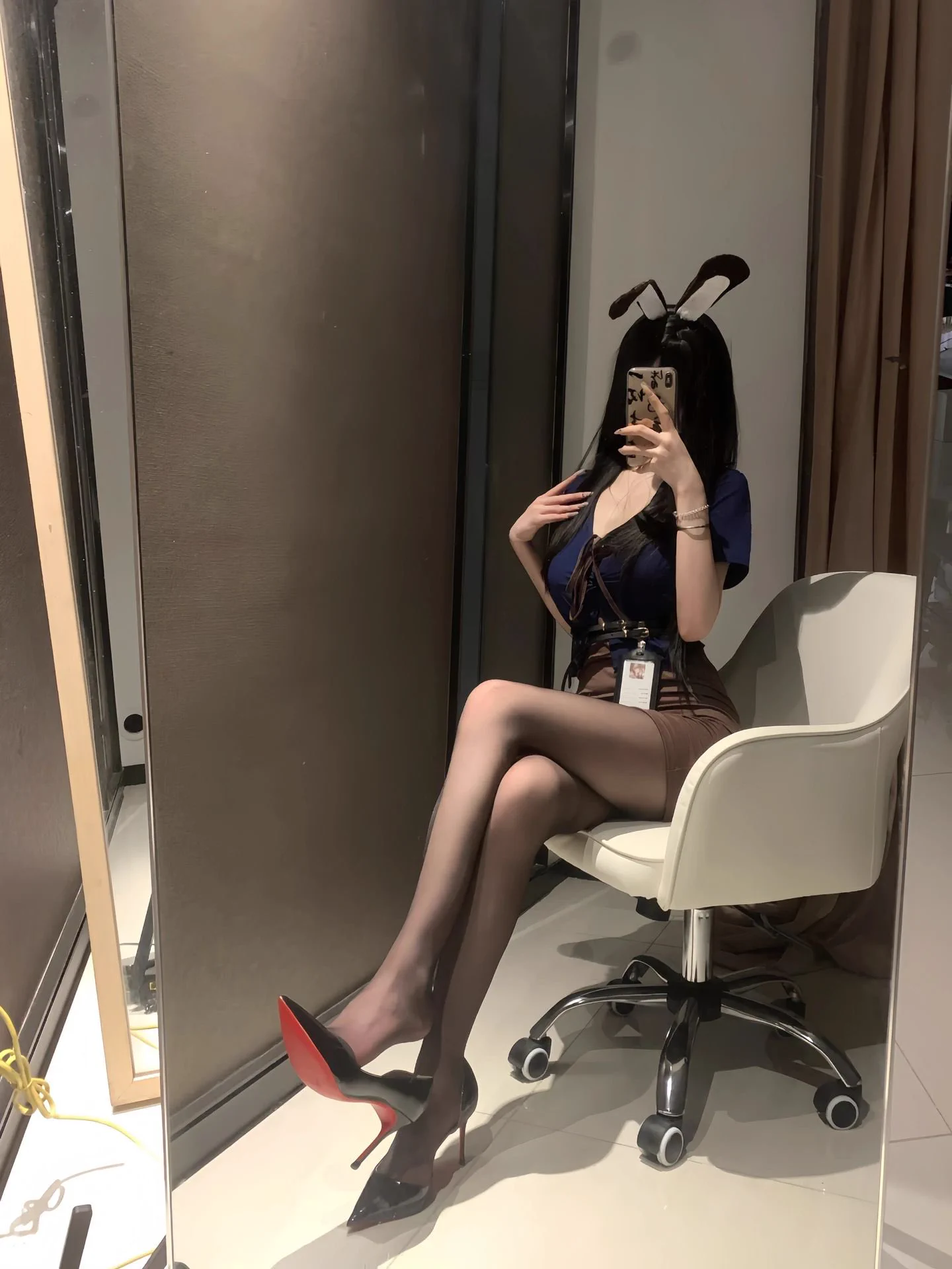 乖乖，喜欢姐姐怎么不说？ https://t.co/158BGu1eWG