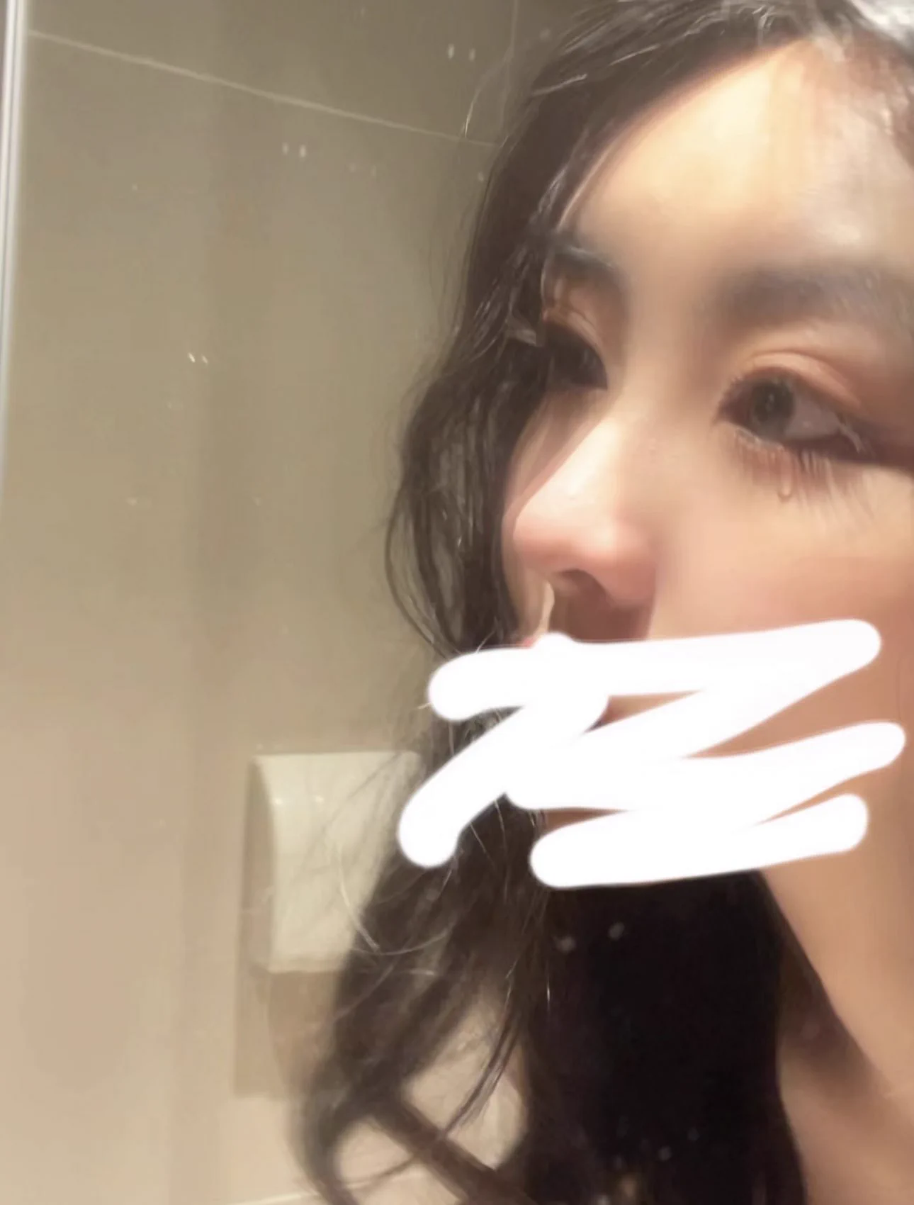你总觉得我的世界很大，但你不在的时候我都是一个人。 https://t.co/wY1XPS0COt
