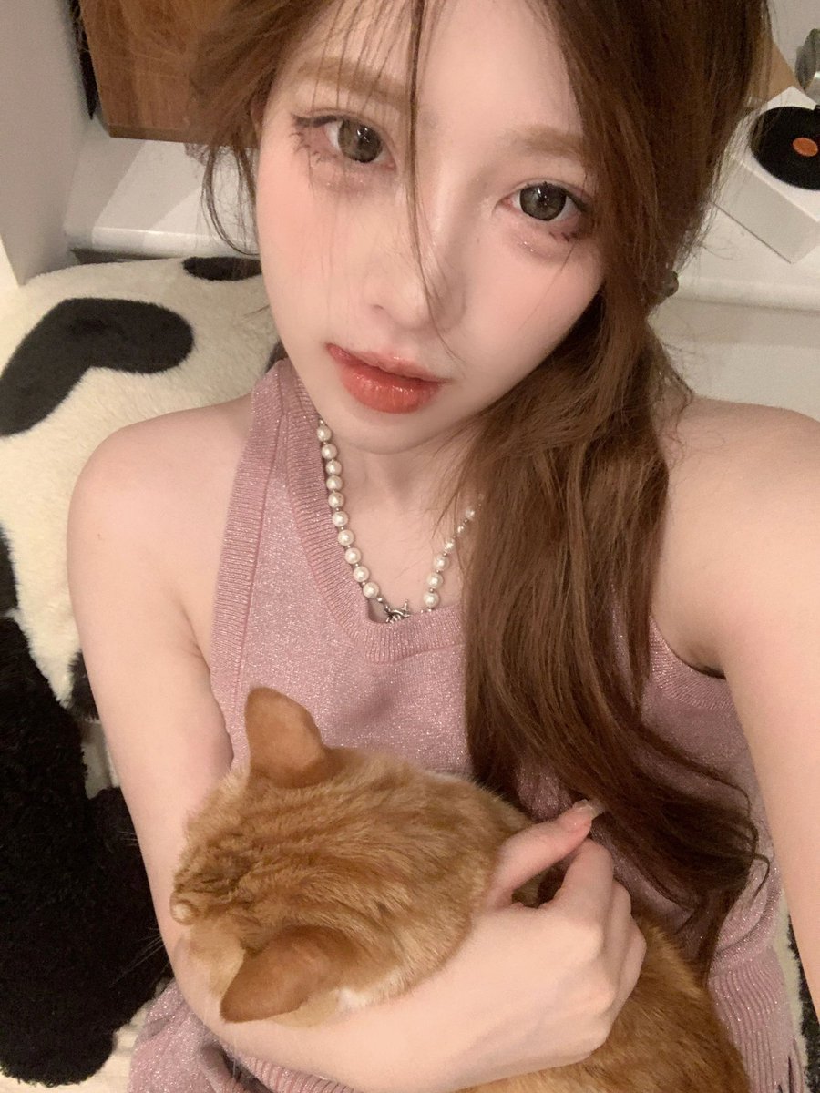 肚子饿了，把你大宝贝塞我嘴里 https://t.co/ksNsqFgifO