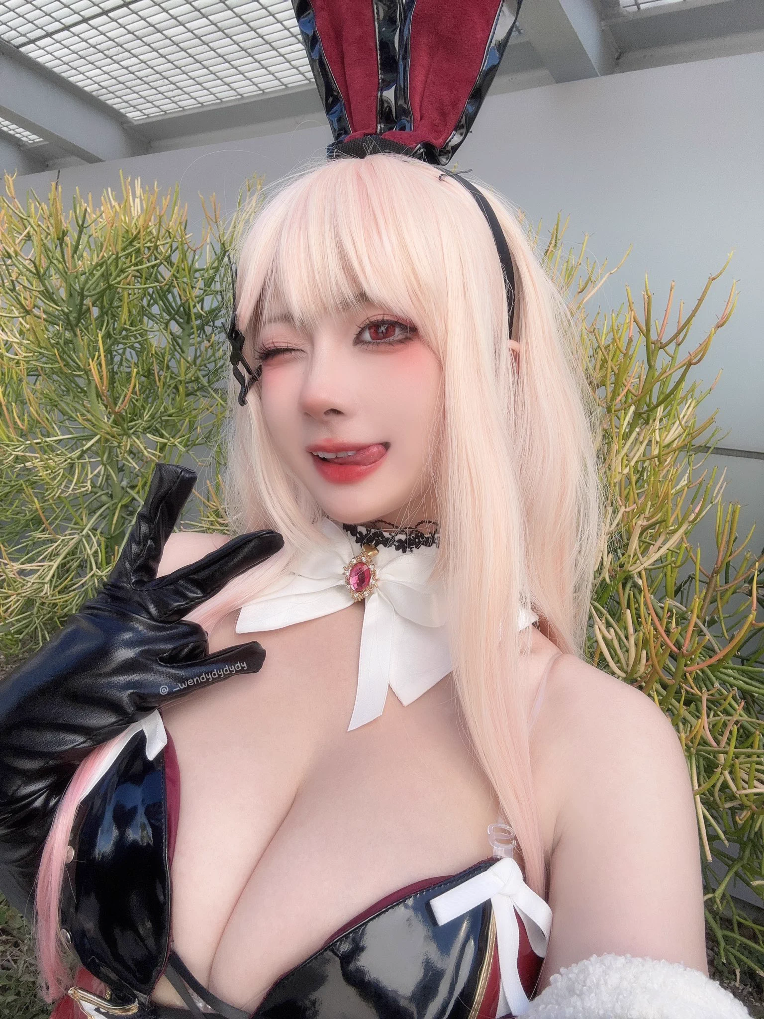 ✌🏻😛🐰.#MyDressUpDarling #その着せ替え人形は恋をする https://t.co/UcidQP9lvT
