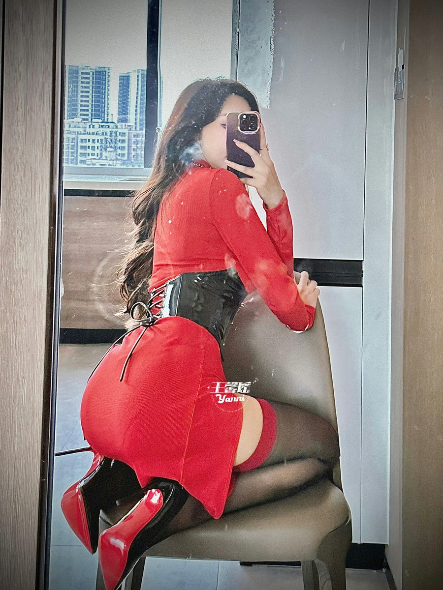 深情都被你装了 我装什么 https://t.co/J0z3mP0iZH