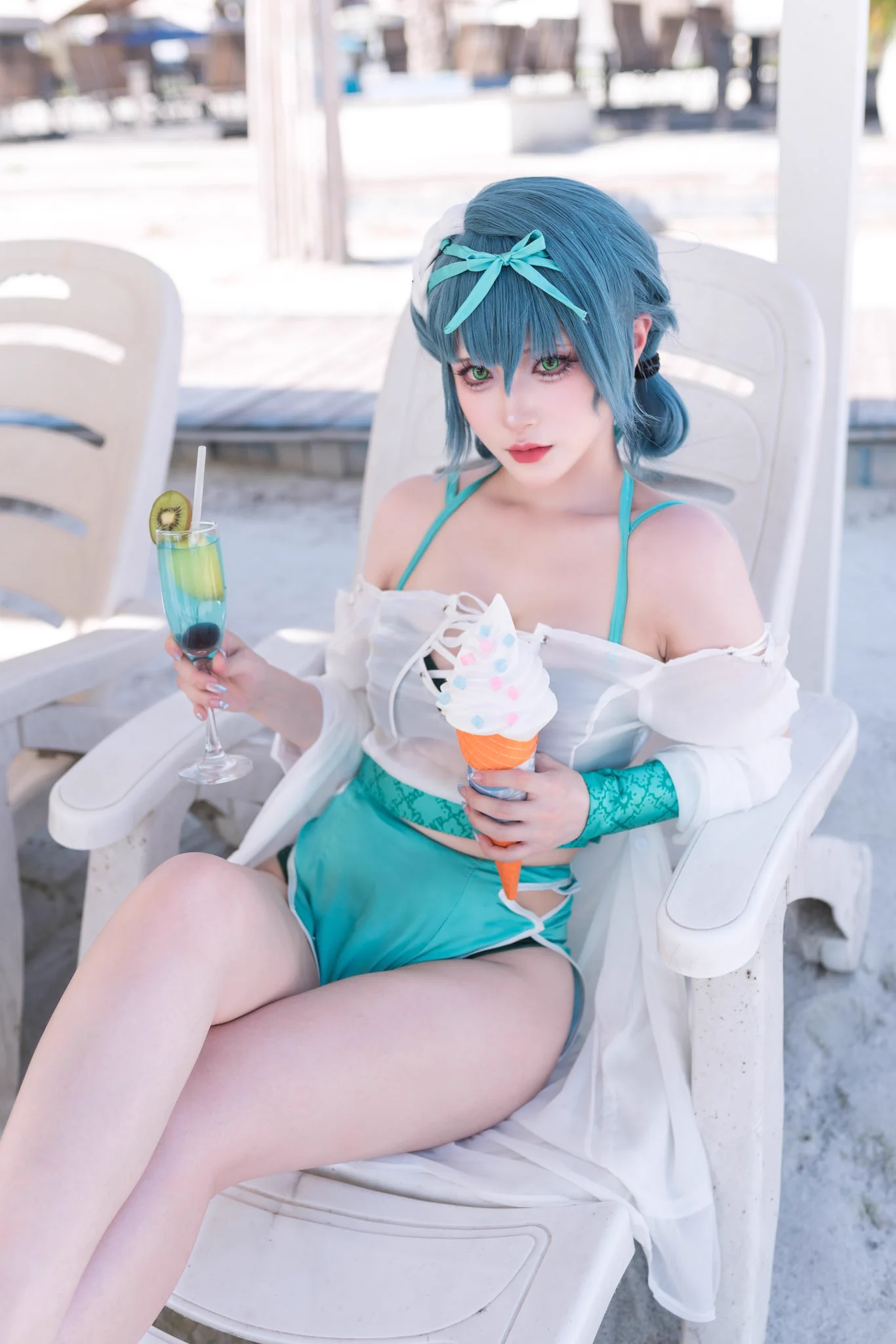 #第七史诗 #第七史诗国服今年夏日可太热了！我在《第七史诗》完美度假，欧勒毕斯等你，这不就整点夏日多巴胺穿搭了吗！赛瑞丝真的是一波三折的一次拍摄，因为台风问题，本来准备去海边也没去成，临时改成了德阳的水上乐园，没想到出片效果还挺好！ https://t.co/Ky3fyNPSi6