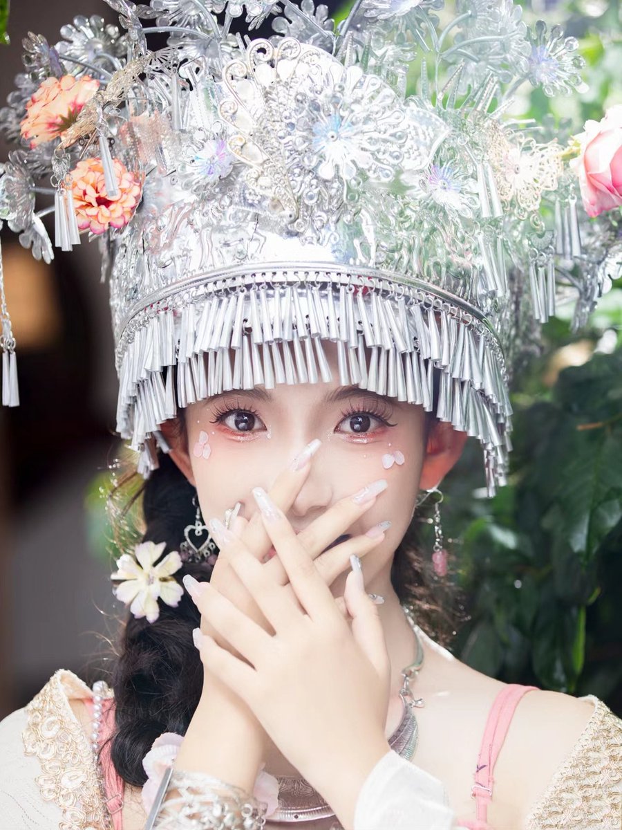 Good morning🤩
是你心心念念的苗疆女孩吗？🥰 https://t.co/nB8f1177H2