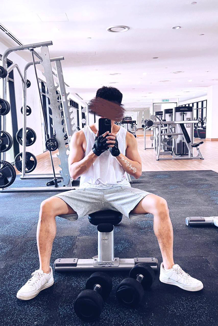 People working, I work out. https://t.co/tb2zhMGy2J