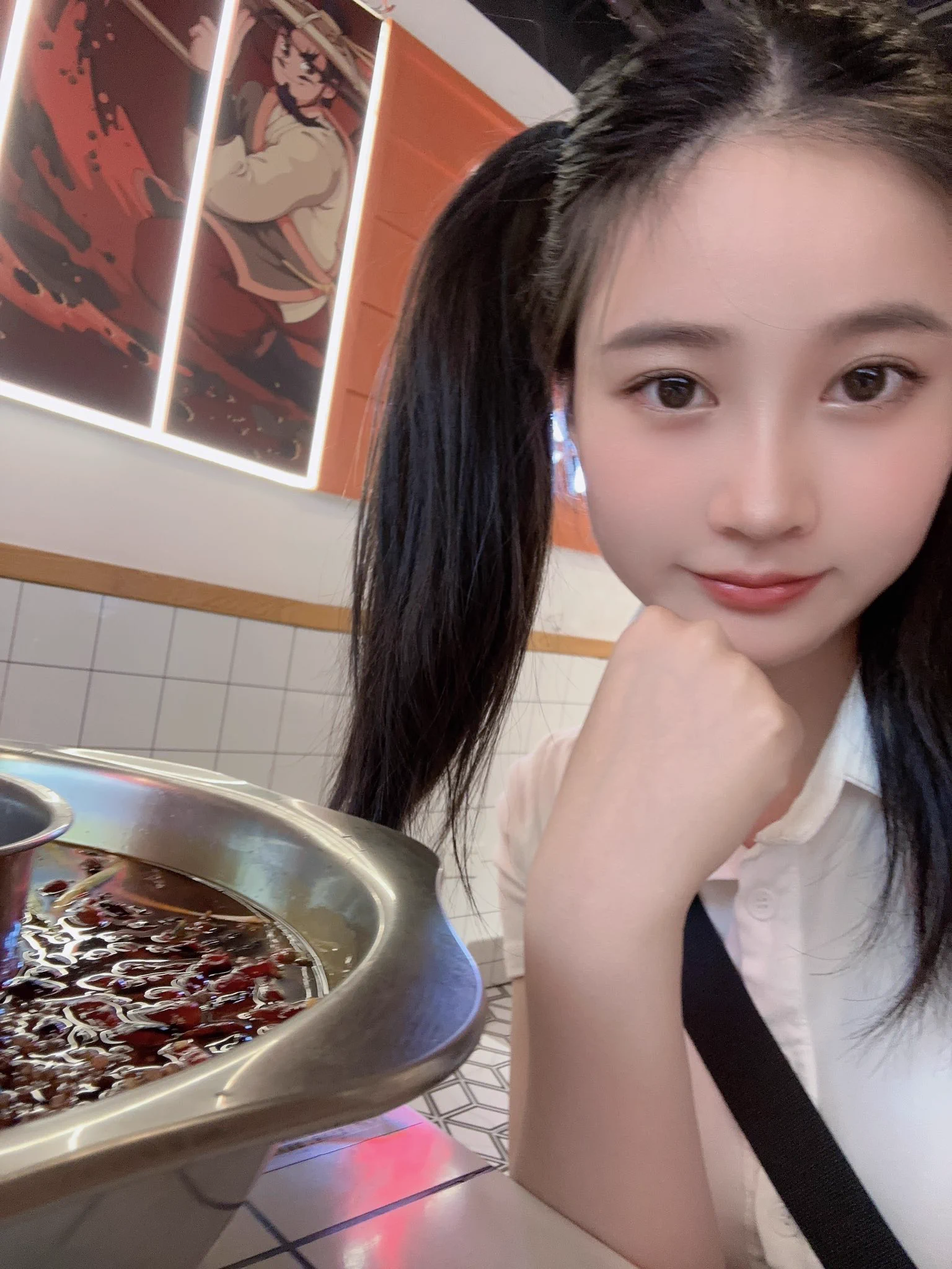 火锅吃我👐🏻 https://t.co/MIhQsetEed