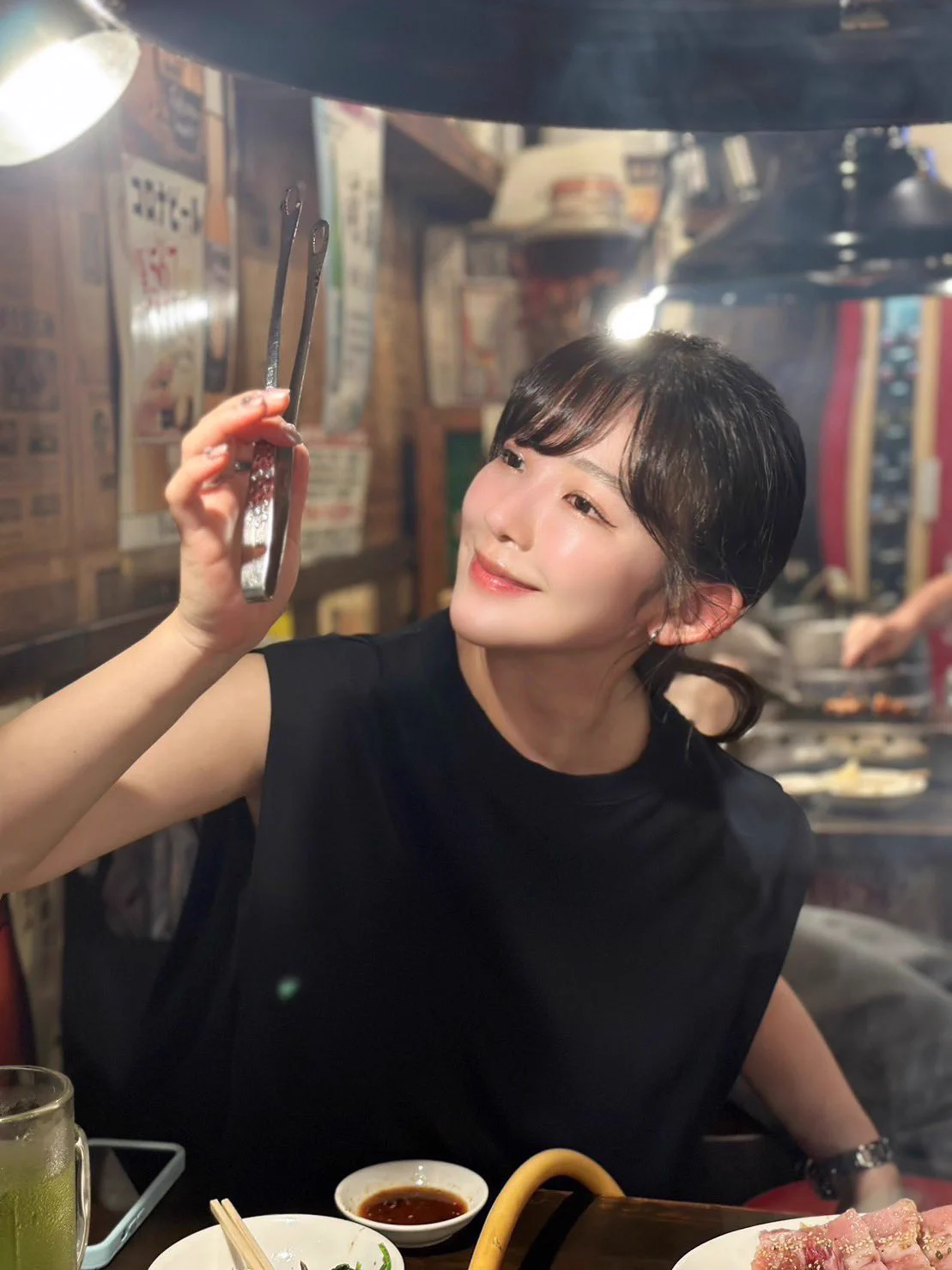 みんなで囲む焼肉最強もくもく焼肉だいすき https://t.co/3kqNgJ8BGP