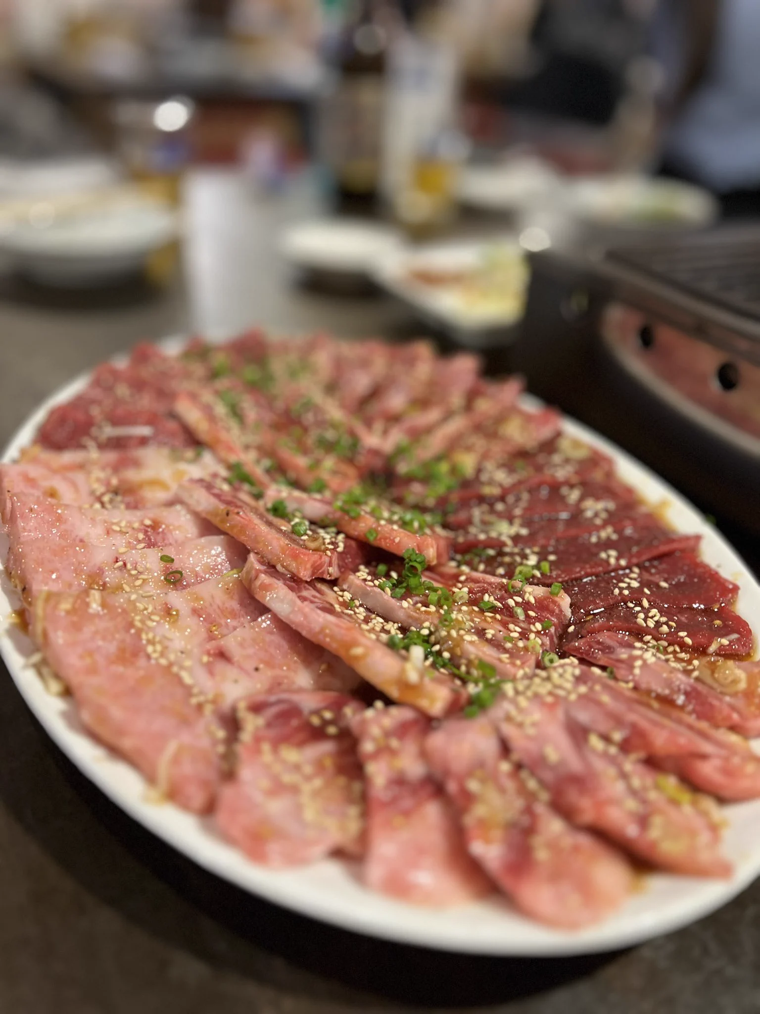 みんなで囲む焼肉最強もくもく焼肉だいすき https://t.co/3kqNgJ8BGP
