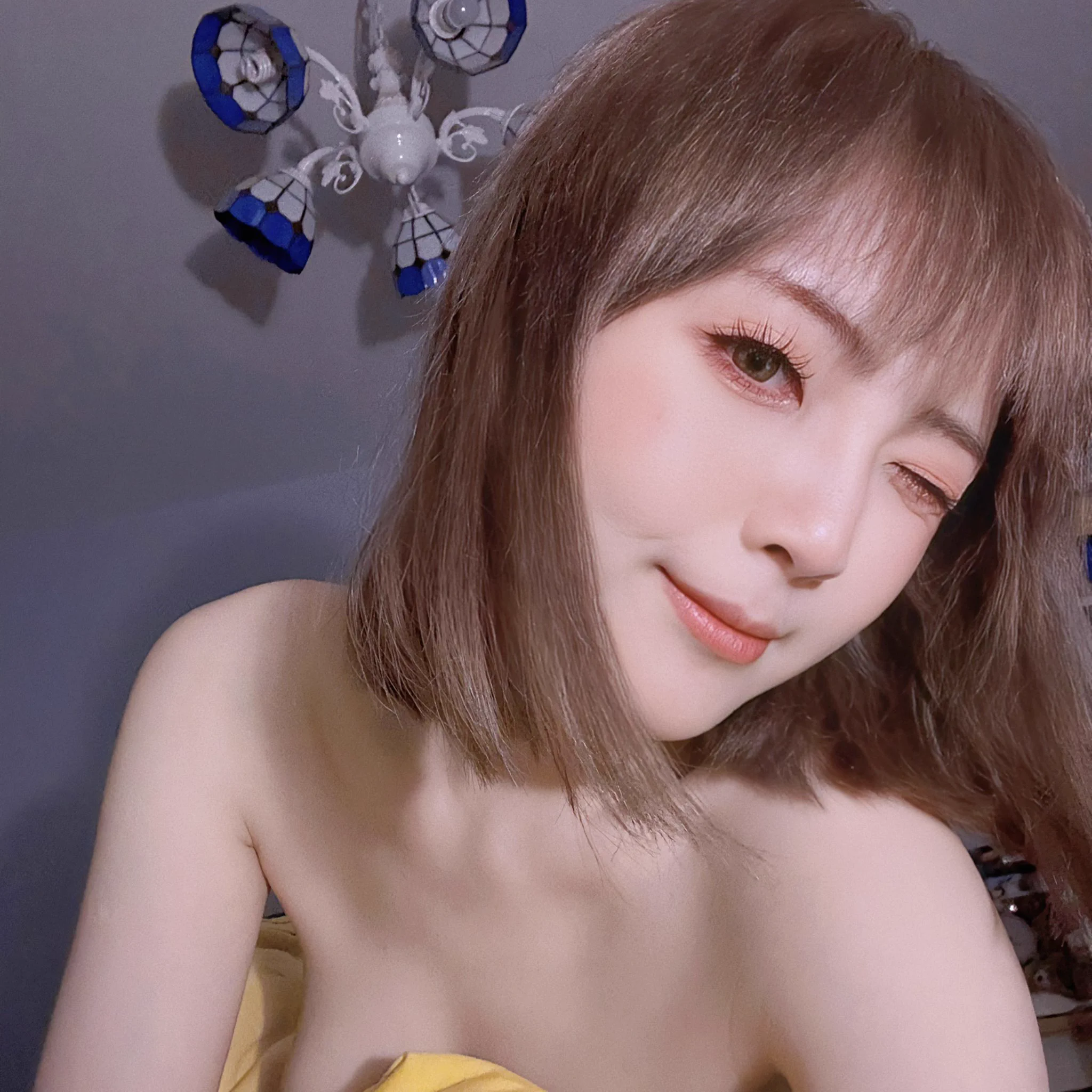 想把头发接长长卷发了诶 https://t.co/psFBl6xguR