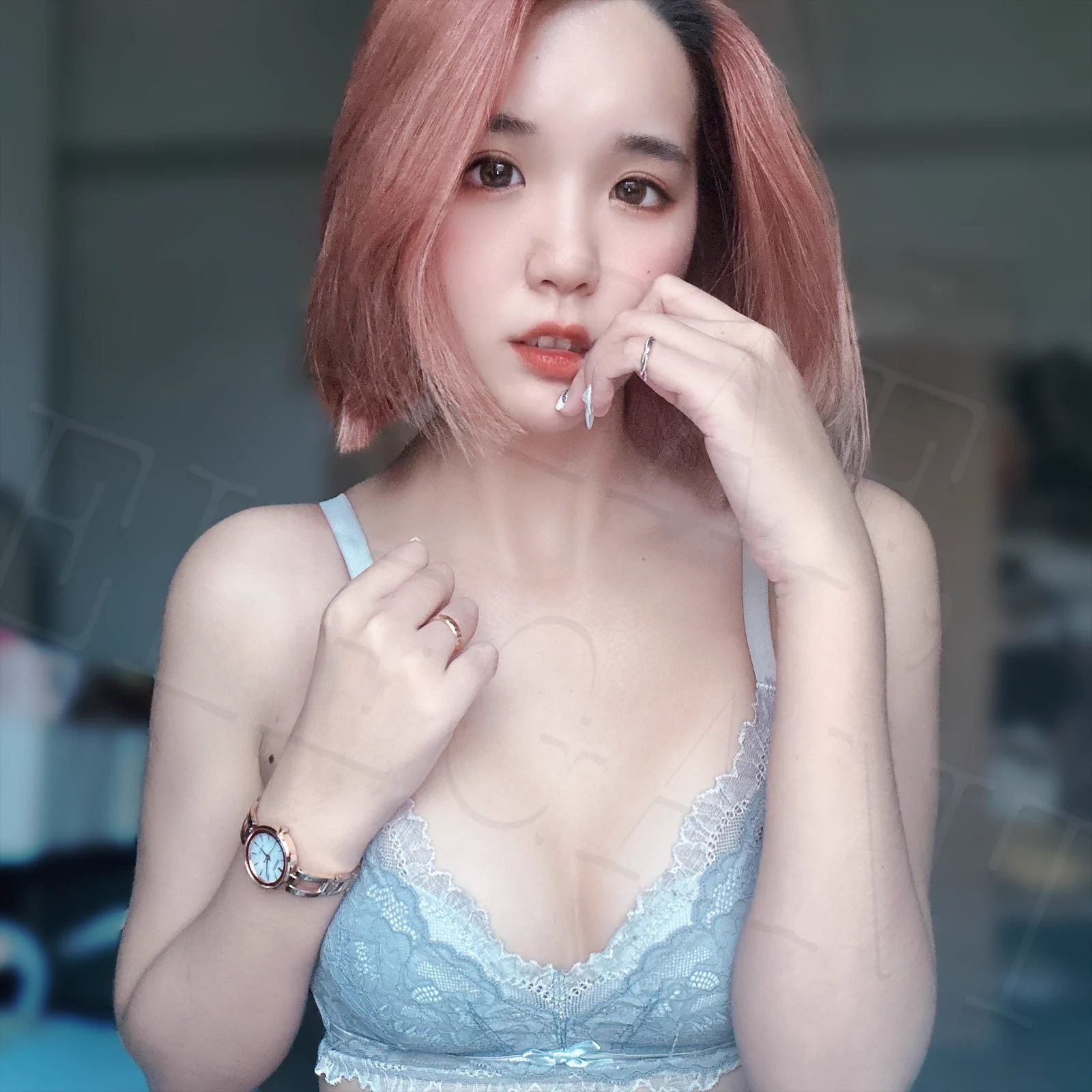 早起的鳥兒有蟲吃 早起的你有葉子看🍃 https://t.co/uU2Nd4PTBy