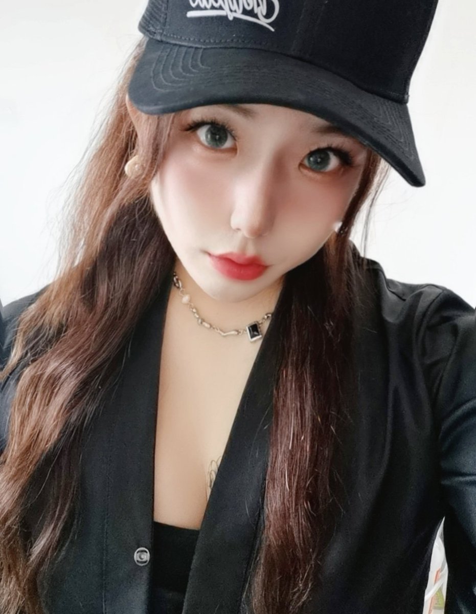 👉🏻💕布鲁biu～ https://t.co/1EnSHBWJ8o