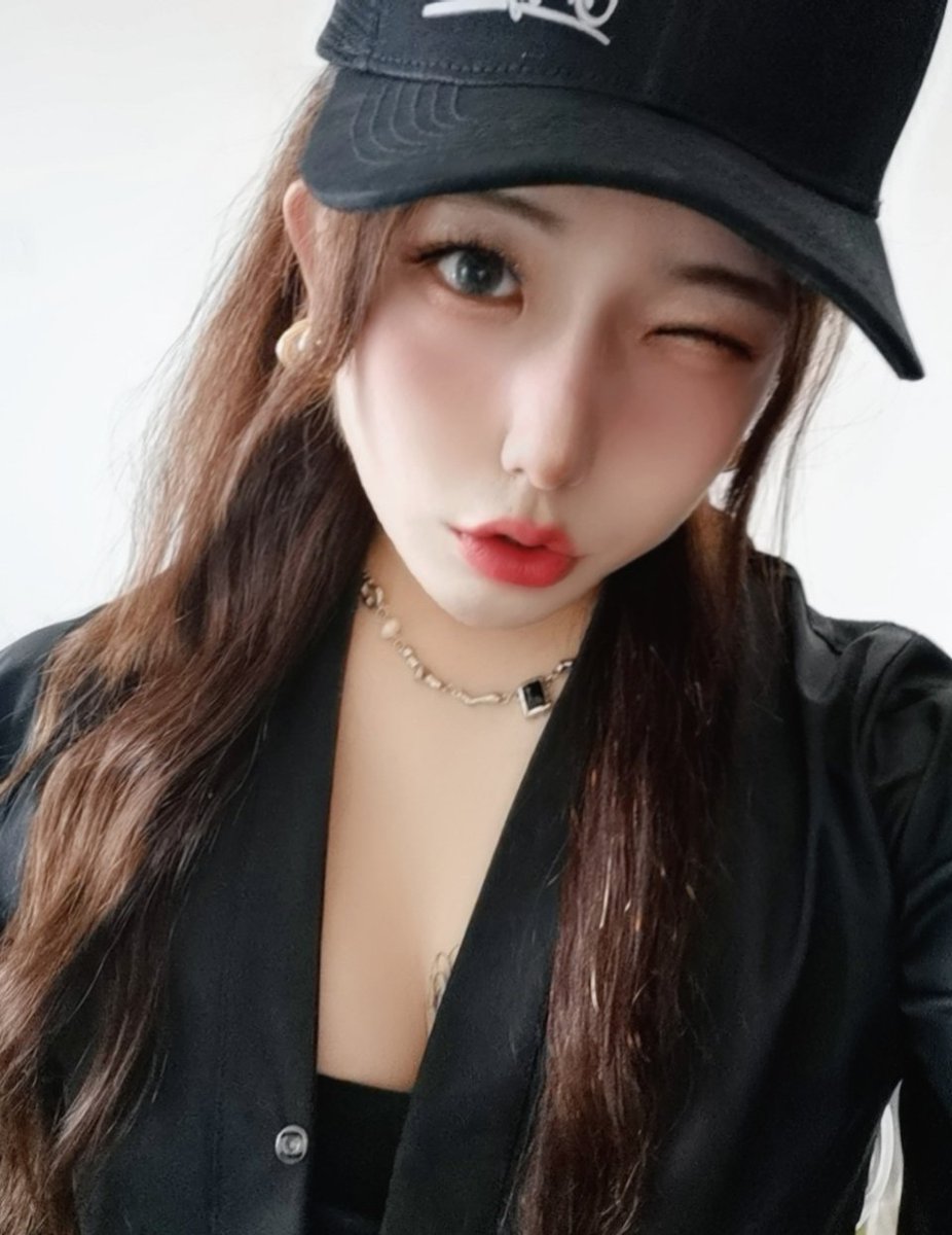 👉🏻💕布鲁biu～ https://t.co/1EnSHBWJ8o