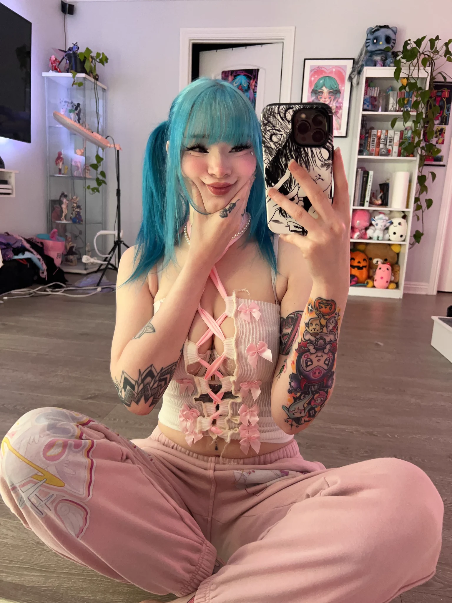 live on https://t.co/y3VnQHk2wu! overwatch masters support comp grind https://t.co/wgHstMi56n
