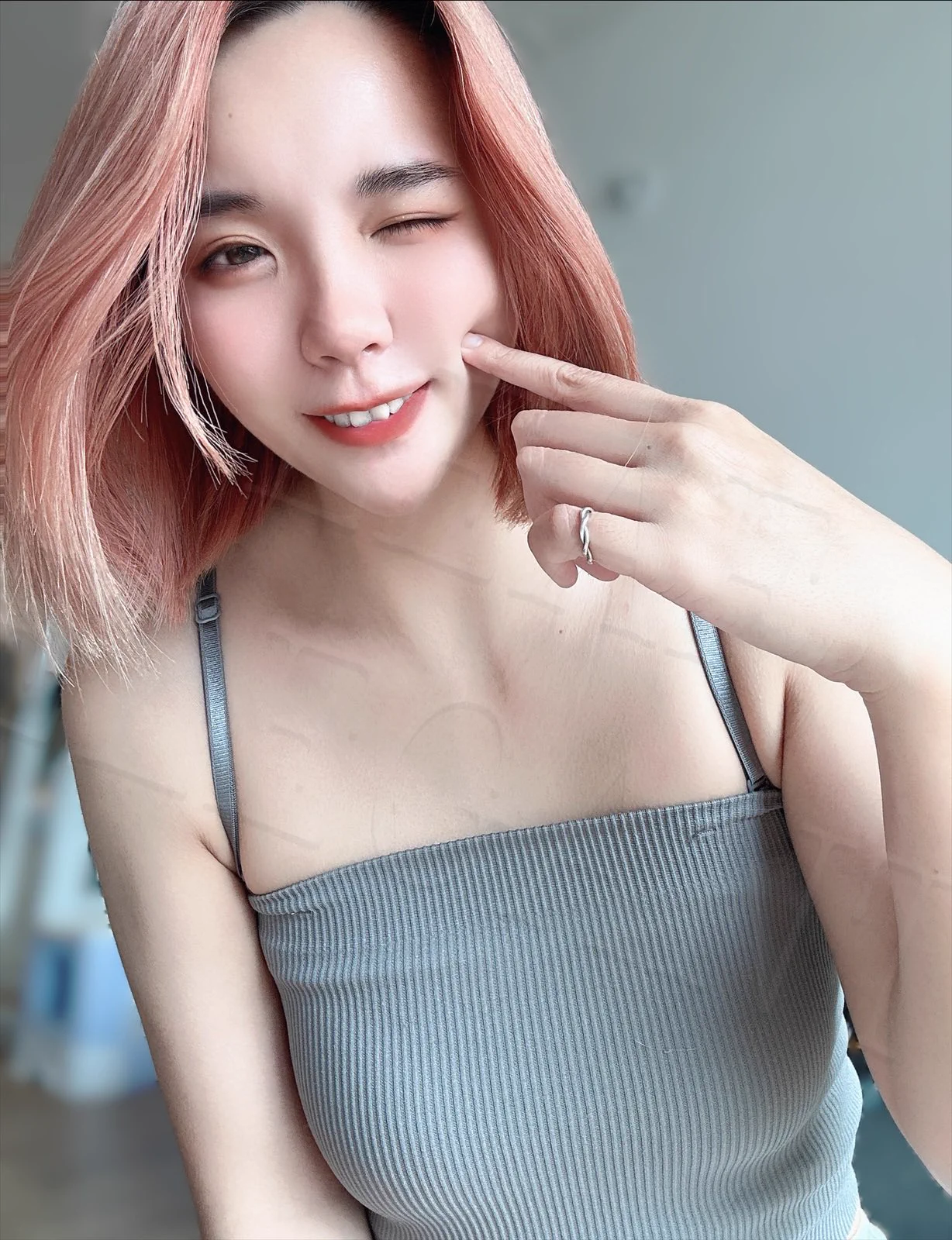 不知為何今天笑的特甜☺️ https://t.co/tyxzLwhUjs