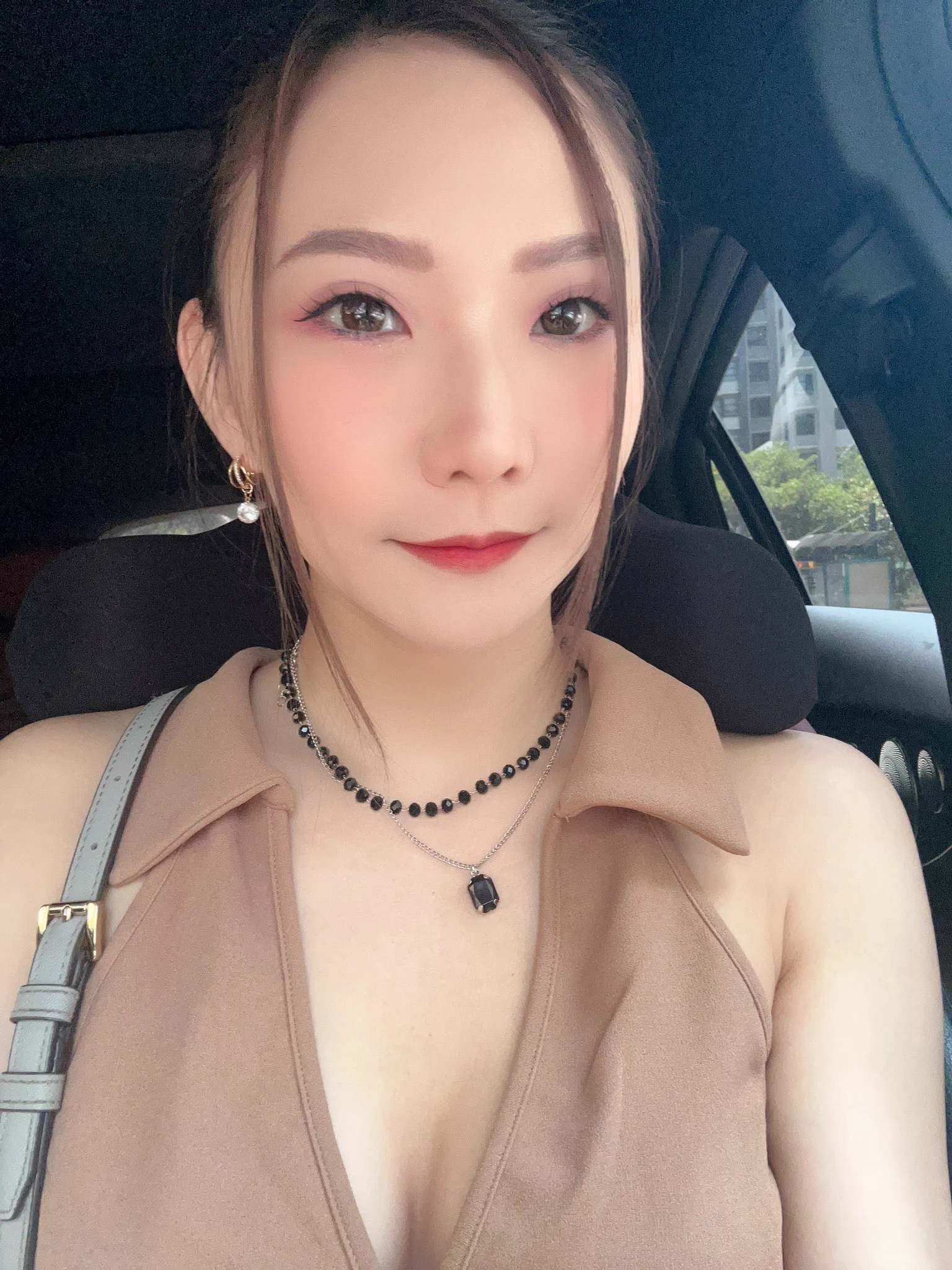 世上沒有不能快樂的人，只有不肯快樂的心。 https://t.co/cUTVxHvUs5