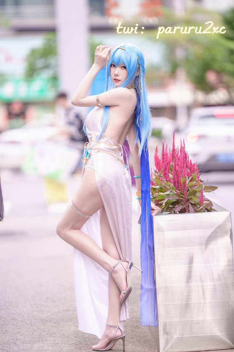 nikke：胜利女神
海伦礼服

（闪现一下） https://t.co/4uW5Bu1Hsr