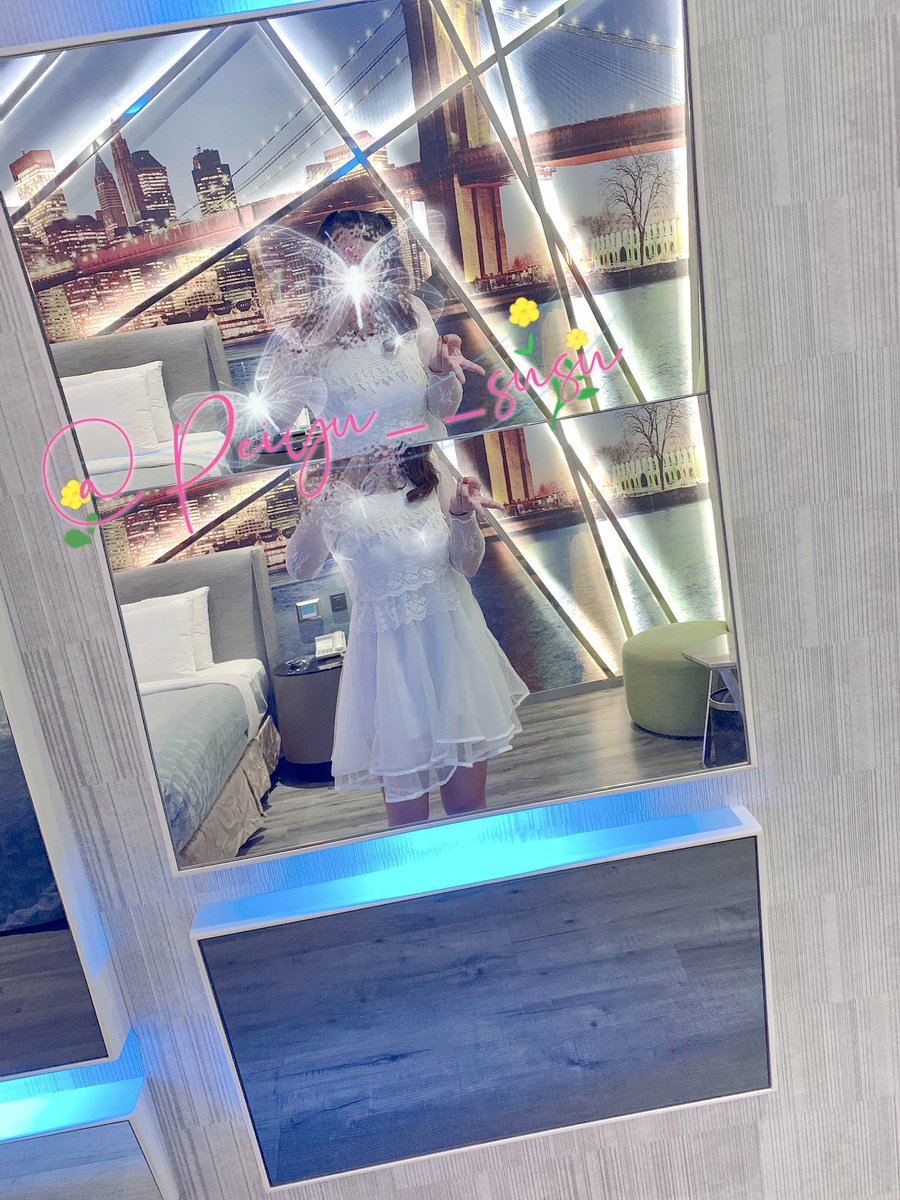 不會忘記你
再次見到你
我內心毫無波瀾
-

謝謝你曾經說的「我陪你」
其實你都有做到陪我寵溺我
當時我不懂得珍惜你
你失望離開後
我才明白
失去你

#原來我早就喜歡你 https://t.co/quonzy1qFM