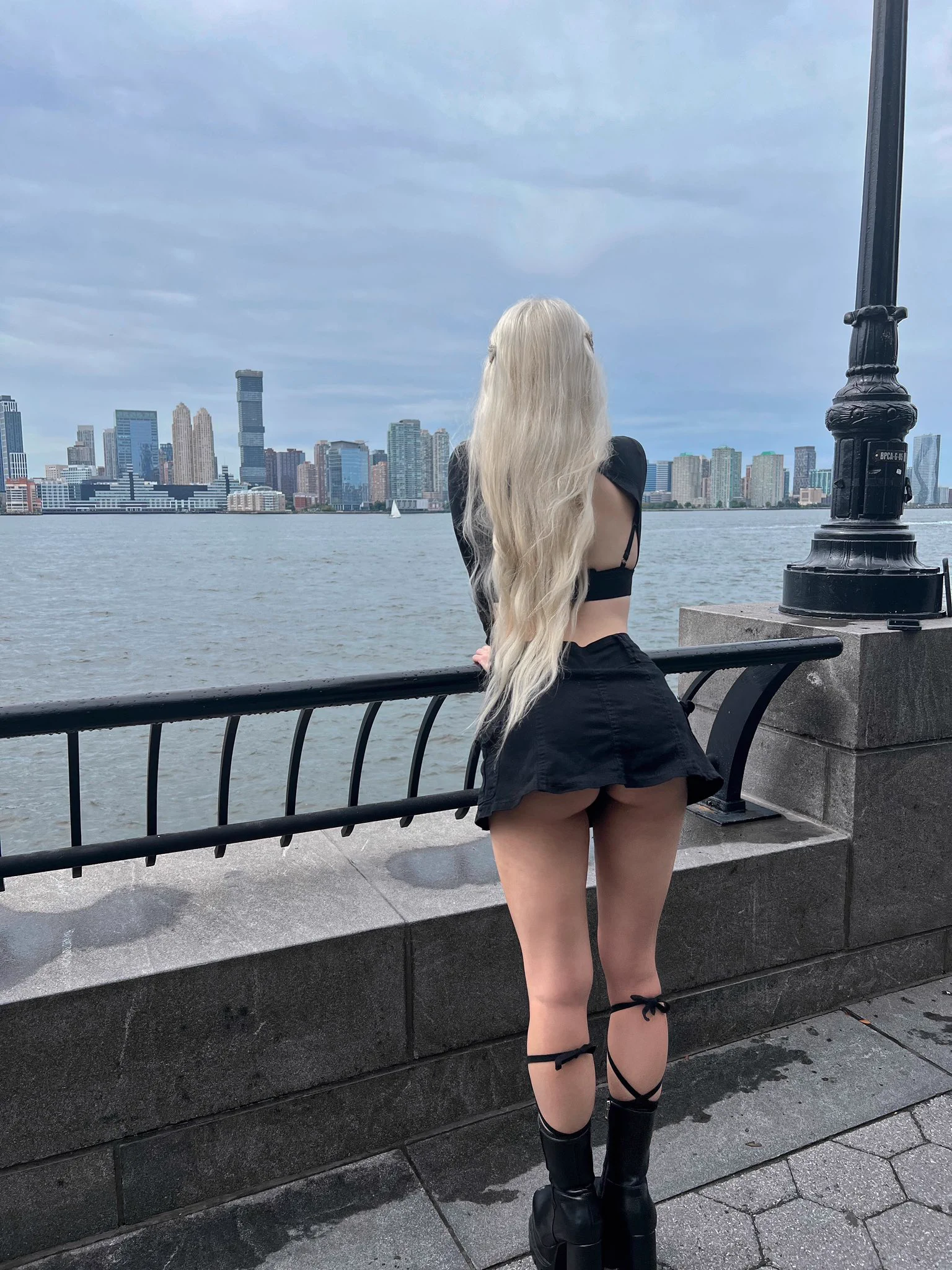 Can you show me around NYC? https://t.co/rIIehJSB05