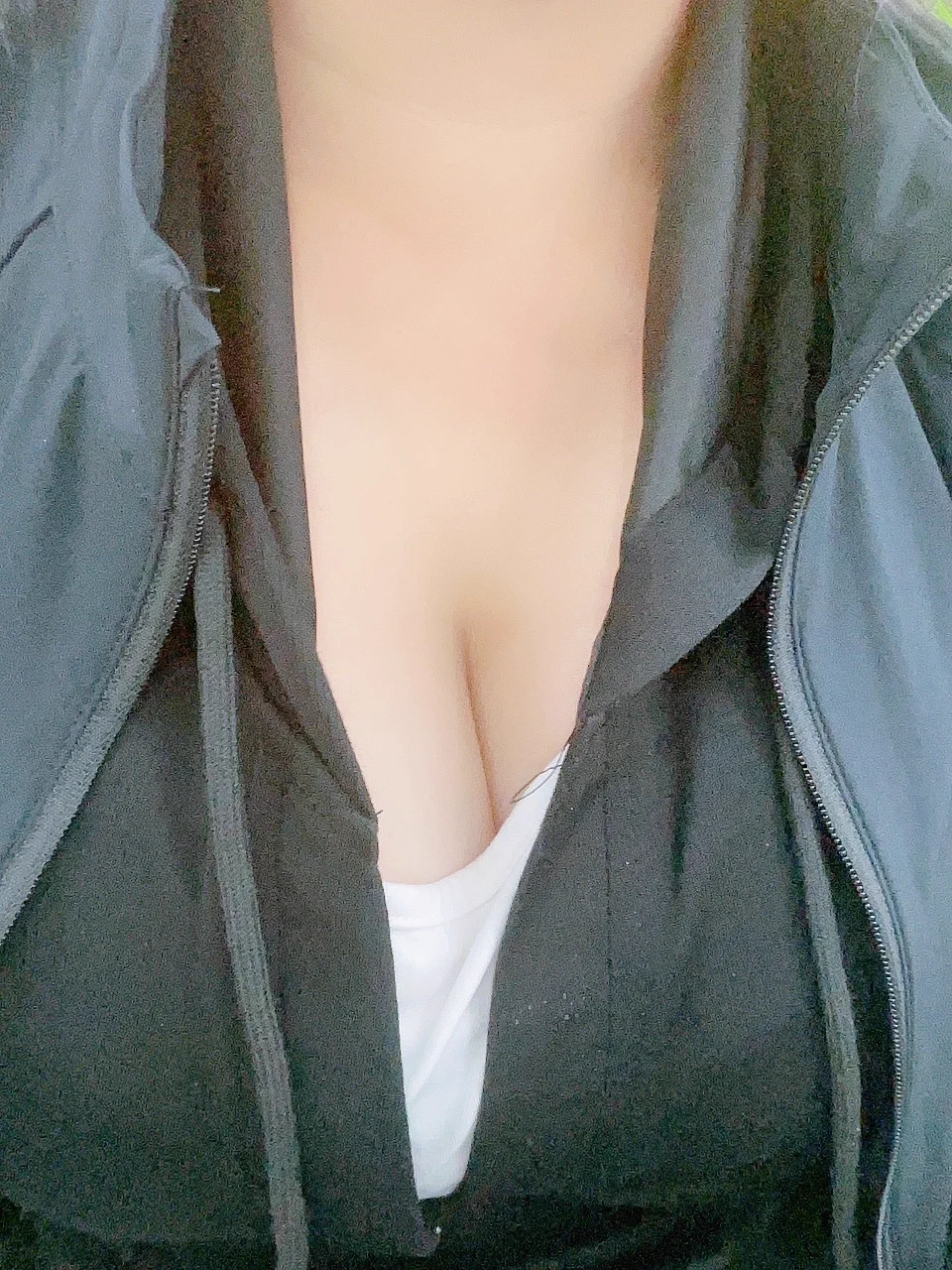 在食堂吃薯条吃不完了啊啊啊啊啊啊我变成小鸟胃了 https://t.co/0S01npg2dN