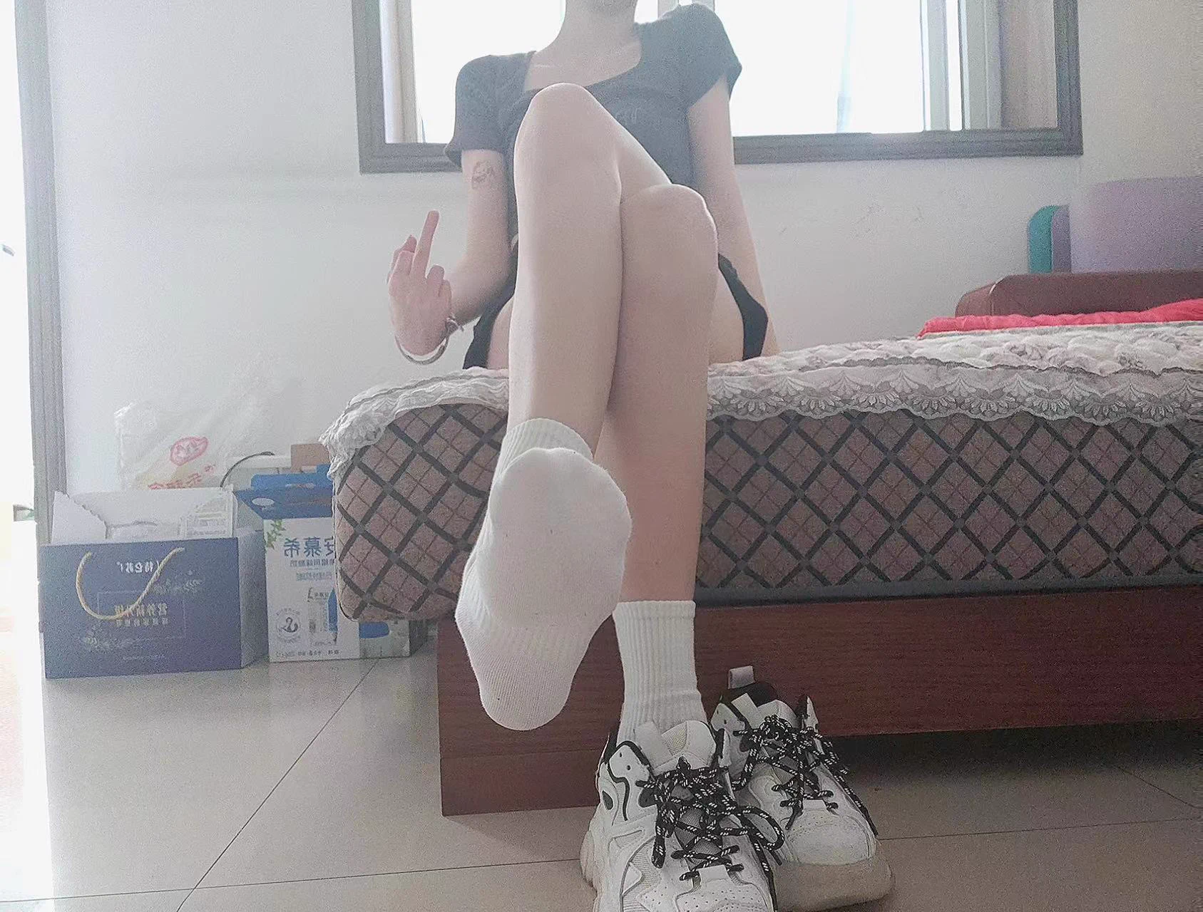 女神随便比个中指就能爆耍你们这些大傻逼 #atm奴 #贡奴 #绿帽 #上贡 #压榨 #女性崇拜 #女s #榨金 #胁迫 #胁迫奴 #账单奴 #报销奴 #提款机 #吸金 #恋足 #findom https://t.co/RZPVNv21OF