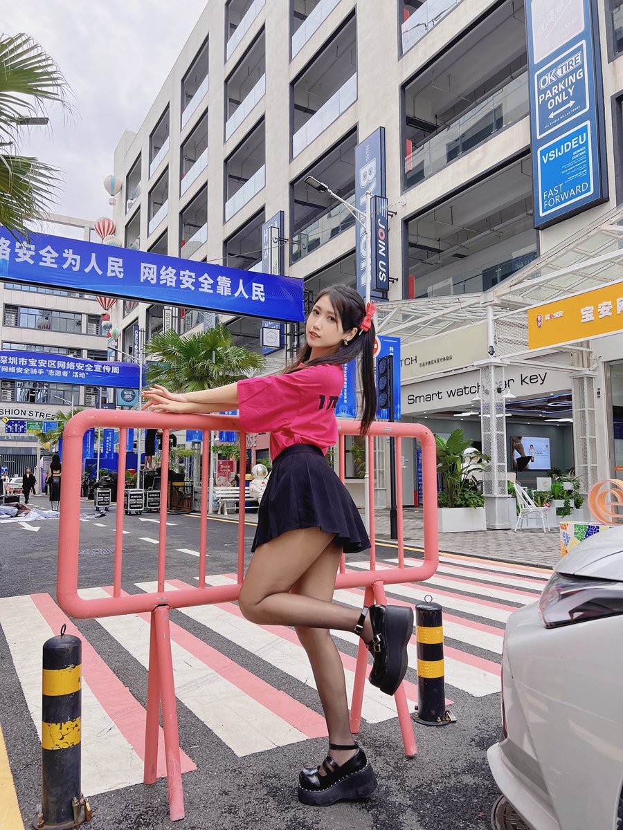 小粉红 https://t.co/6V3tl7pOPW