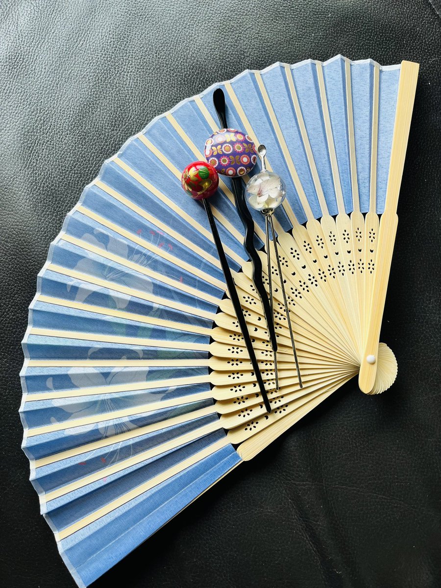 本日、屋形船イベントにご参加の皆様、お気をつけていらして下さい🚤
待ち合わせ場所と時間は、送信した詳細をご確認ください^_^
着付けに向かってます👘 https://t.co/7o8Fzk6bcx