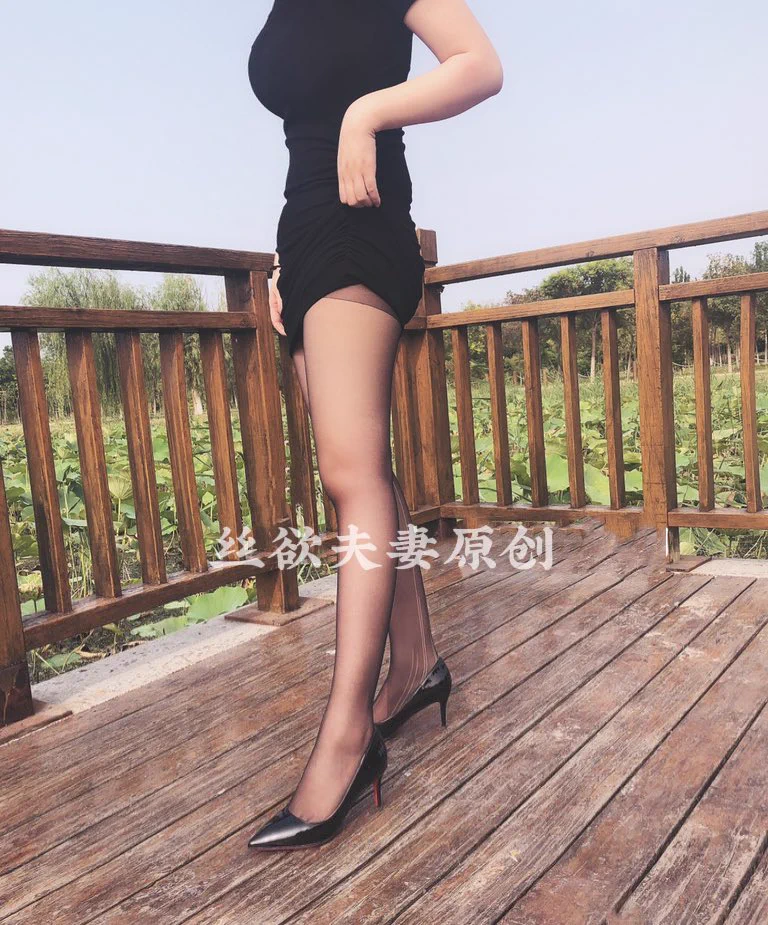 粉丝哥哥也怕被老婆发现端倪，被我😛😝完后逃一样的就消失了！真是提上裤子就不认人！他是爽了！我还没有爽呢！穿着被他玩坏的丝袜在公园继续寻找目标！嘿嘿 https://t.co/MNjm5skbOF