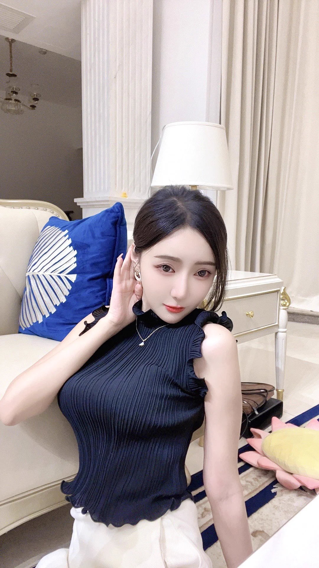 给我画大饼的时候记得撒点芝麻，我嘴叼 https://t.co/vk8YsENsKj