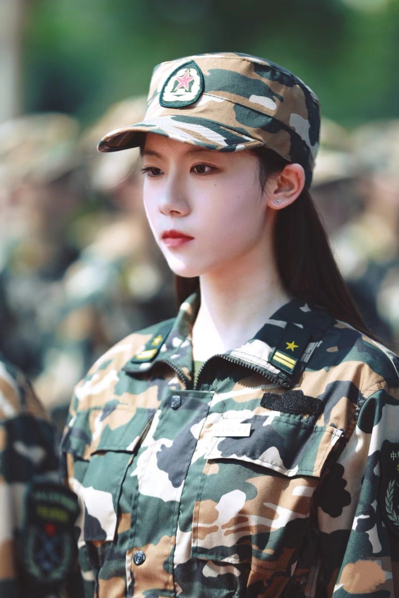 Hello😙
你好呀，今天我是民兵小沐😄 https://t.co/Ve0d3FVmR7