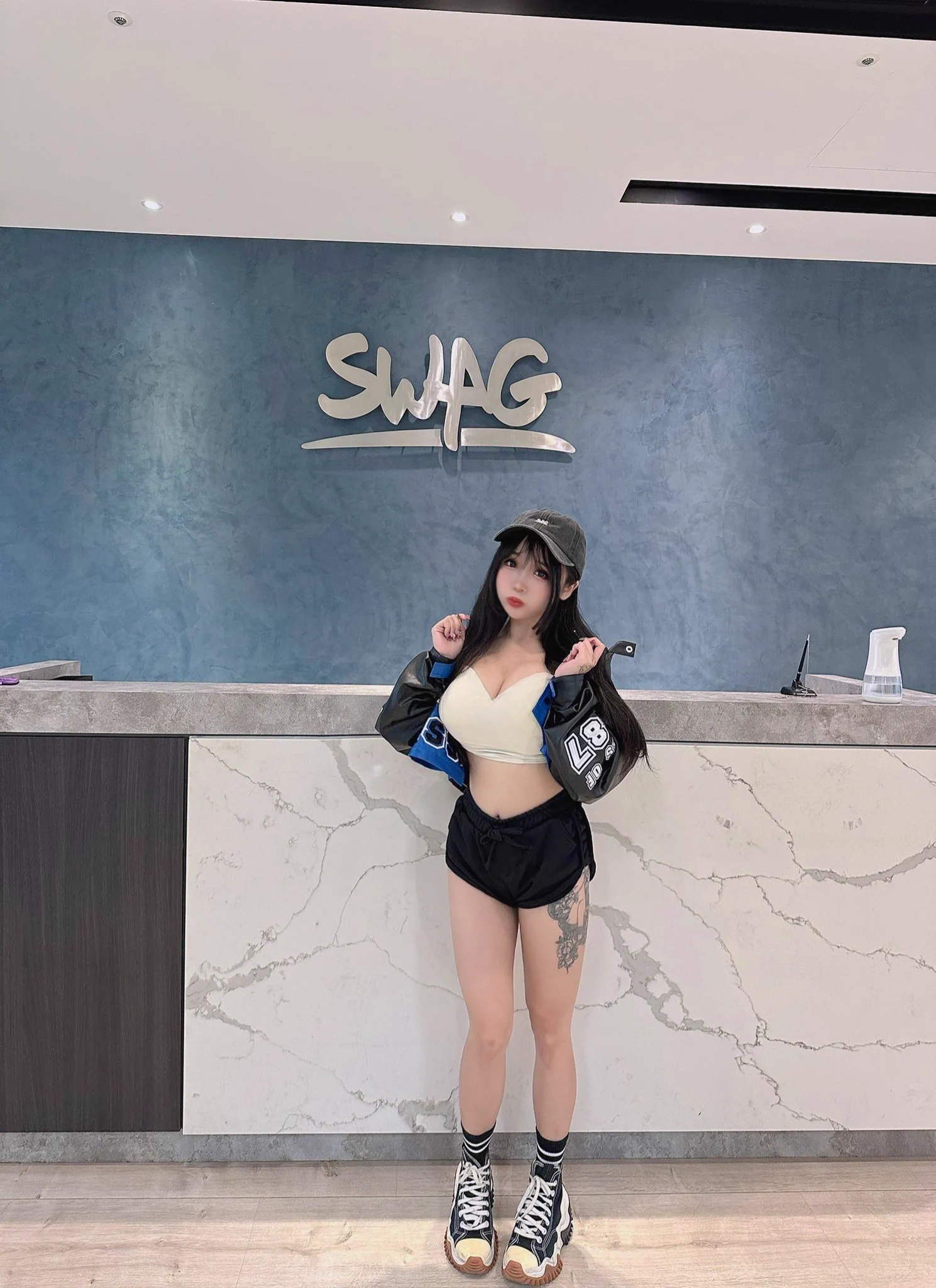 加入了 Swag 🔞🔞🔞 https://t.co/fqLXJy4Sus
