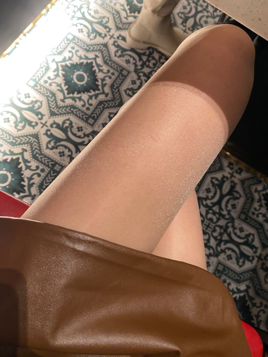 又热起来啦😂
🧦 @limerencem 
#涞觅不止丝滑 
#涞觅口香糖 https://t.co/cPM2NOzHTd