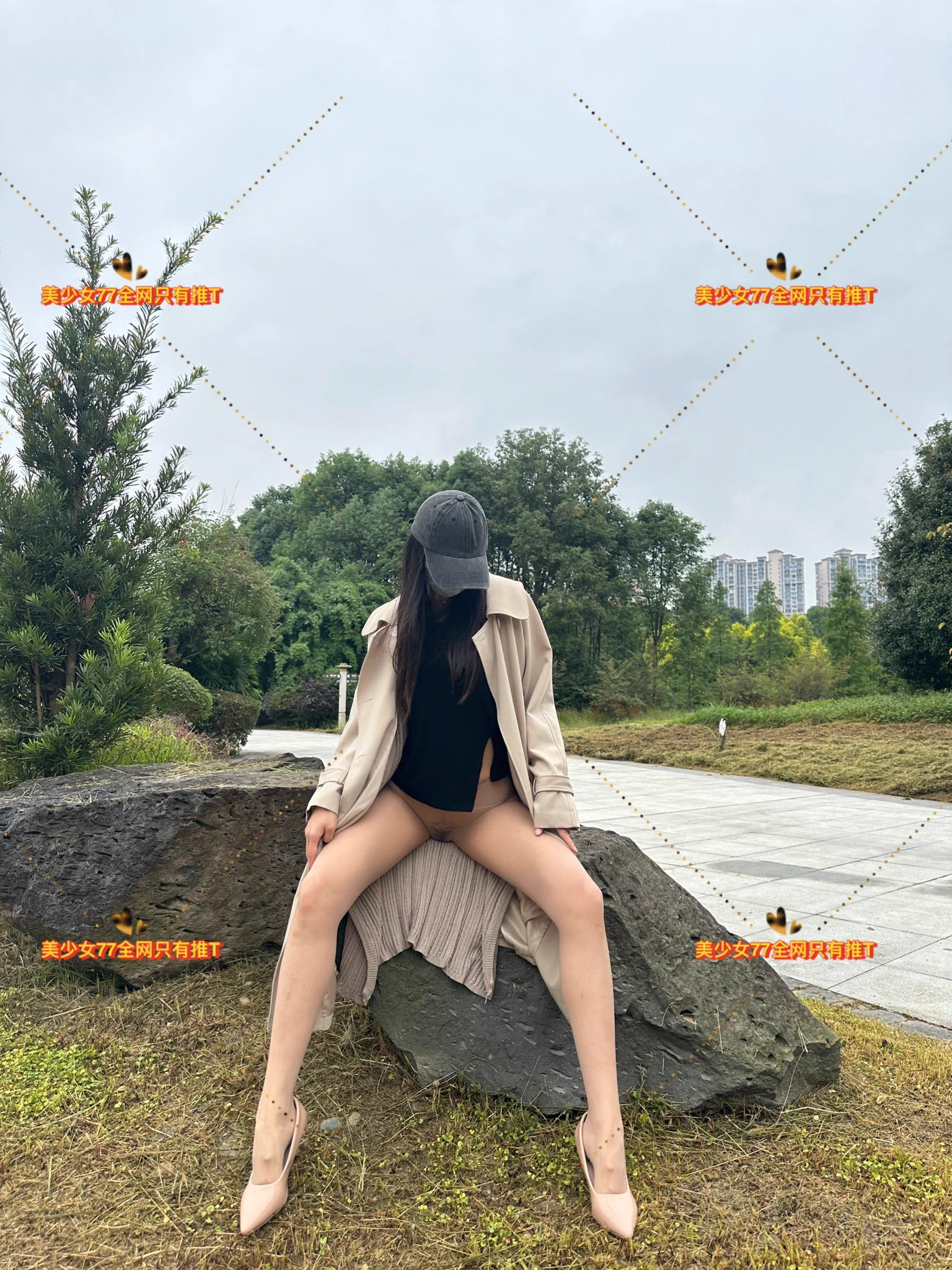 感觉我这一屁股可以把你坐很深呢😜 https://t.co/5uFc2wSpTm