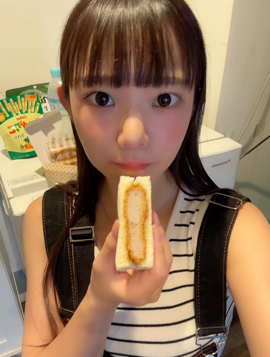 10月23日
福岡県久留米市のスロット専門店さんに
遊びに行きます🫶🎰🎰

実践時間
10:00〜16:00(休憩当日お知らせします)

⭐︎サイン(色紙用意あり)
⭐︎ツーショット1枚
対応させていただきます！
久しぶりの福岡県！楽しみ❤️よろしくおねがいします！！ https://t.co/Fgugez6ZvW