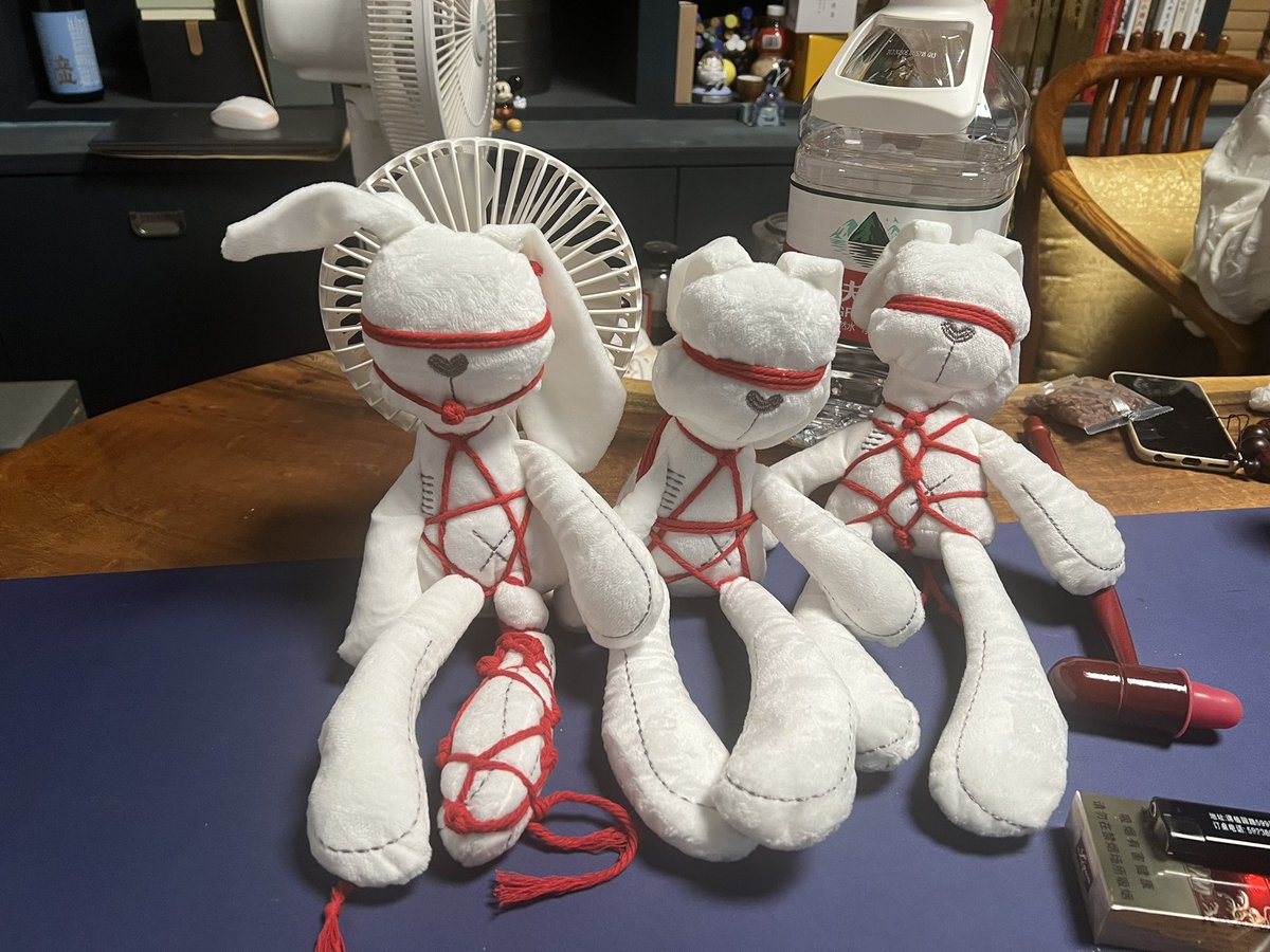 转发点赞吧
三个粉丝吧
😂😂😂明天开 https://t.co/p8gLqKNvpW