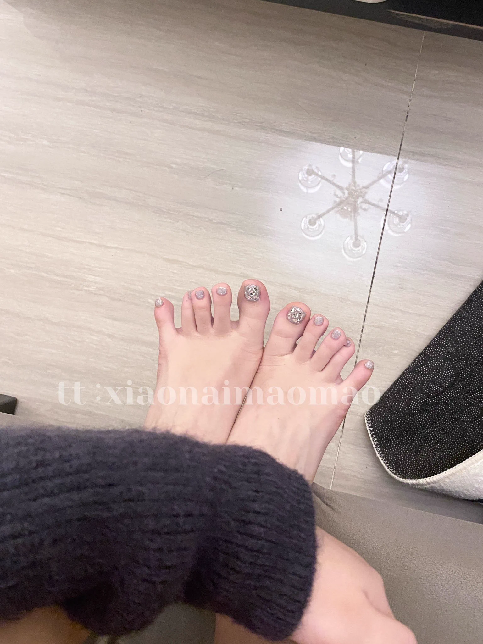 好看吗 我新做的美甲 https://t.co/WCmbKzNDsS