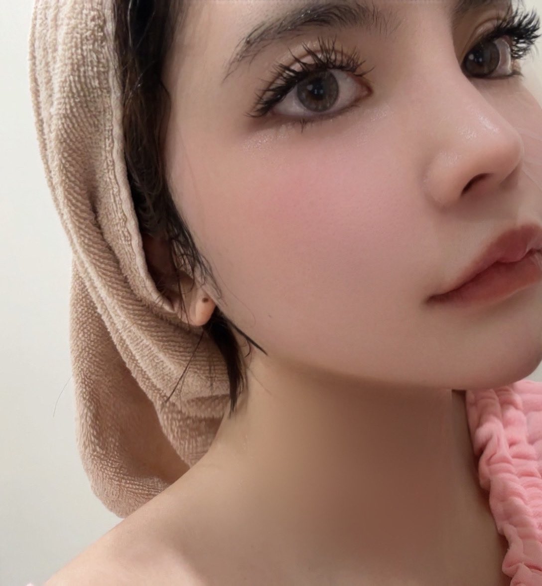 做了个皮肤护理。 https://t.co/iRqHc8TE9m