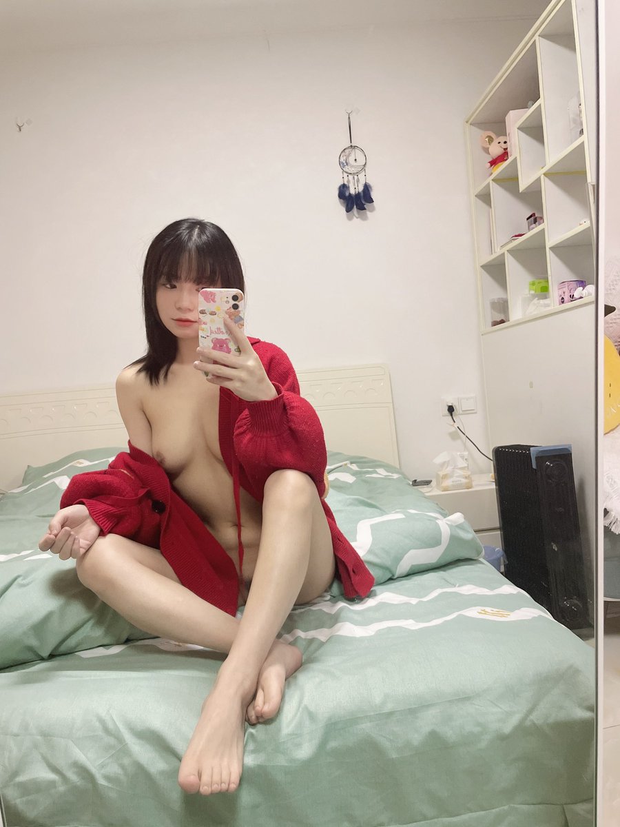 天很蓝，找一个风很大的地方，把我忘了吧
#萝莉 #反差 #学生妹 #淫荡 https://t.co/06n7JOS308