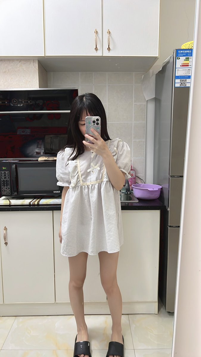 这个世界上有那么多人受到不公平的待遇，可并不是所有人都误入歧途
#萝莉 #反差 #学生妹 #淫荡 https://t.co/o7xQRGvPfx