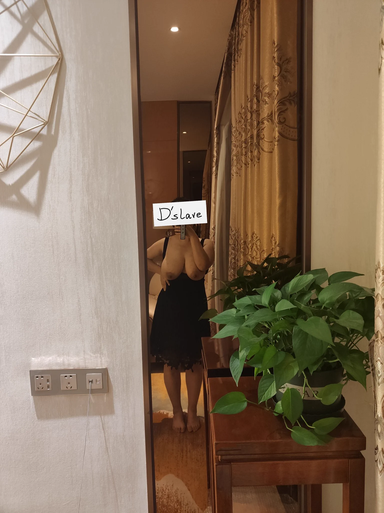 主人，人类的裙子是要这样穿嘛？ https://t.co/qM5aGqt9PJ