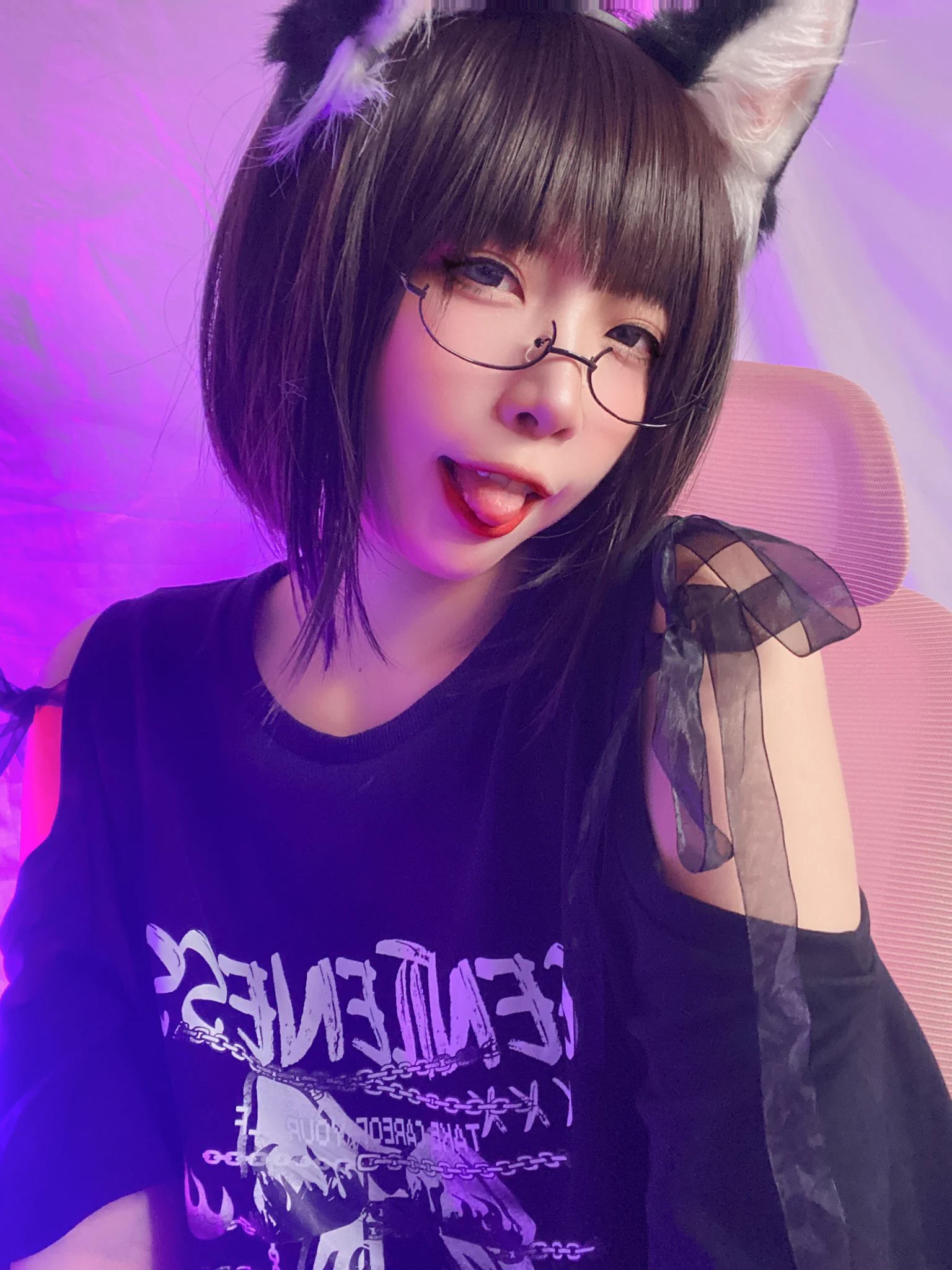 喵？ https://t.co/ZLedFcfs8l