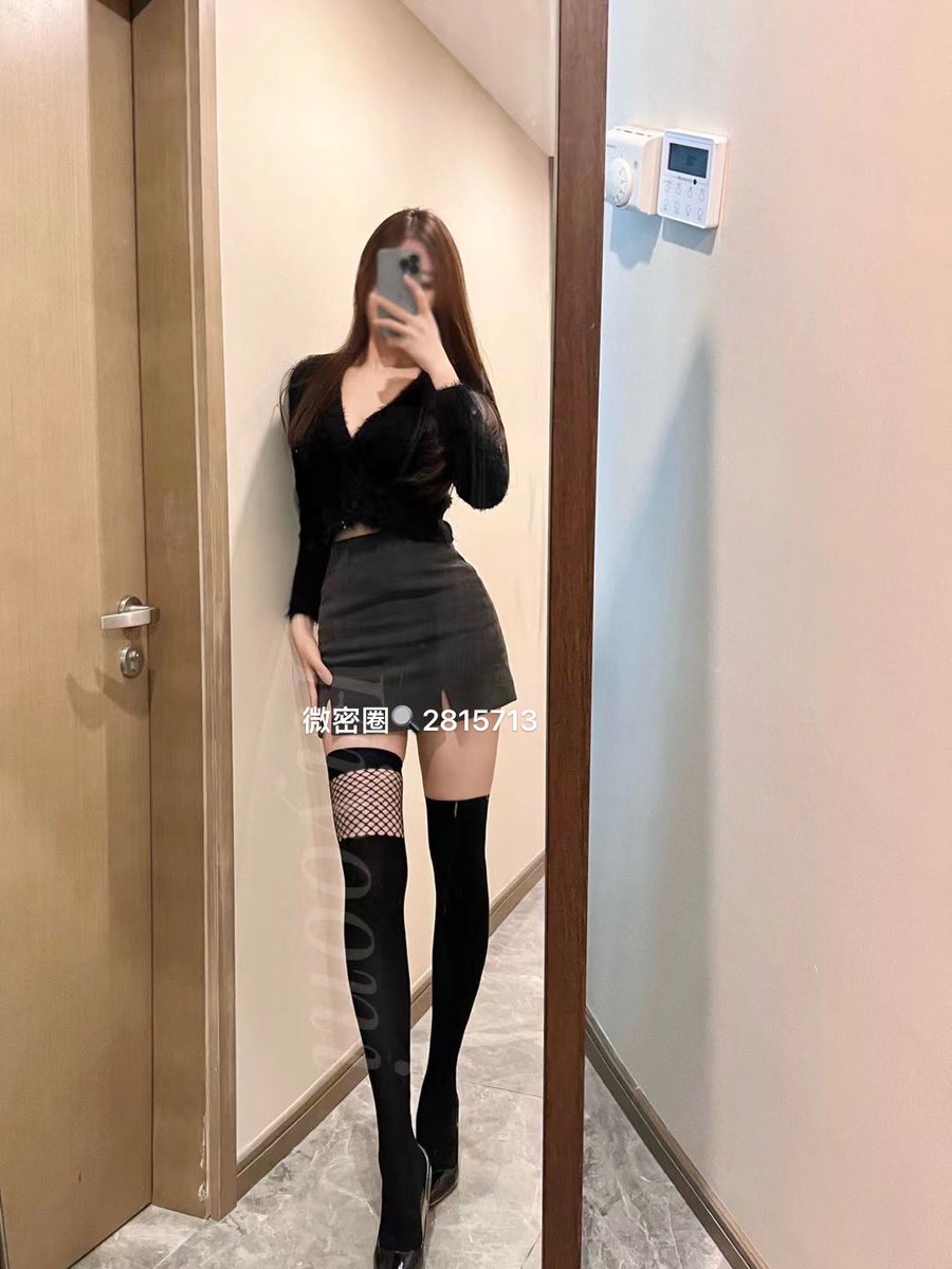 muse：@yooni_ninini 
丝袜：@Lingerie_0 https://t.co/0iGLUU4SYA