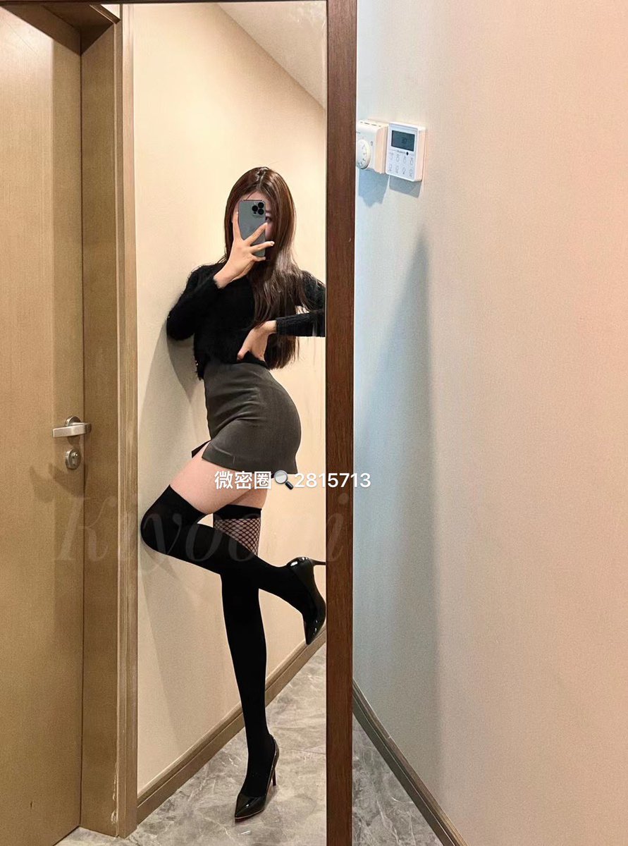 muse：@yooni_ninini 
丝袜：@Lingerie_0 https://t.co/0iGLUU4SYA